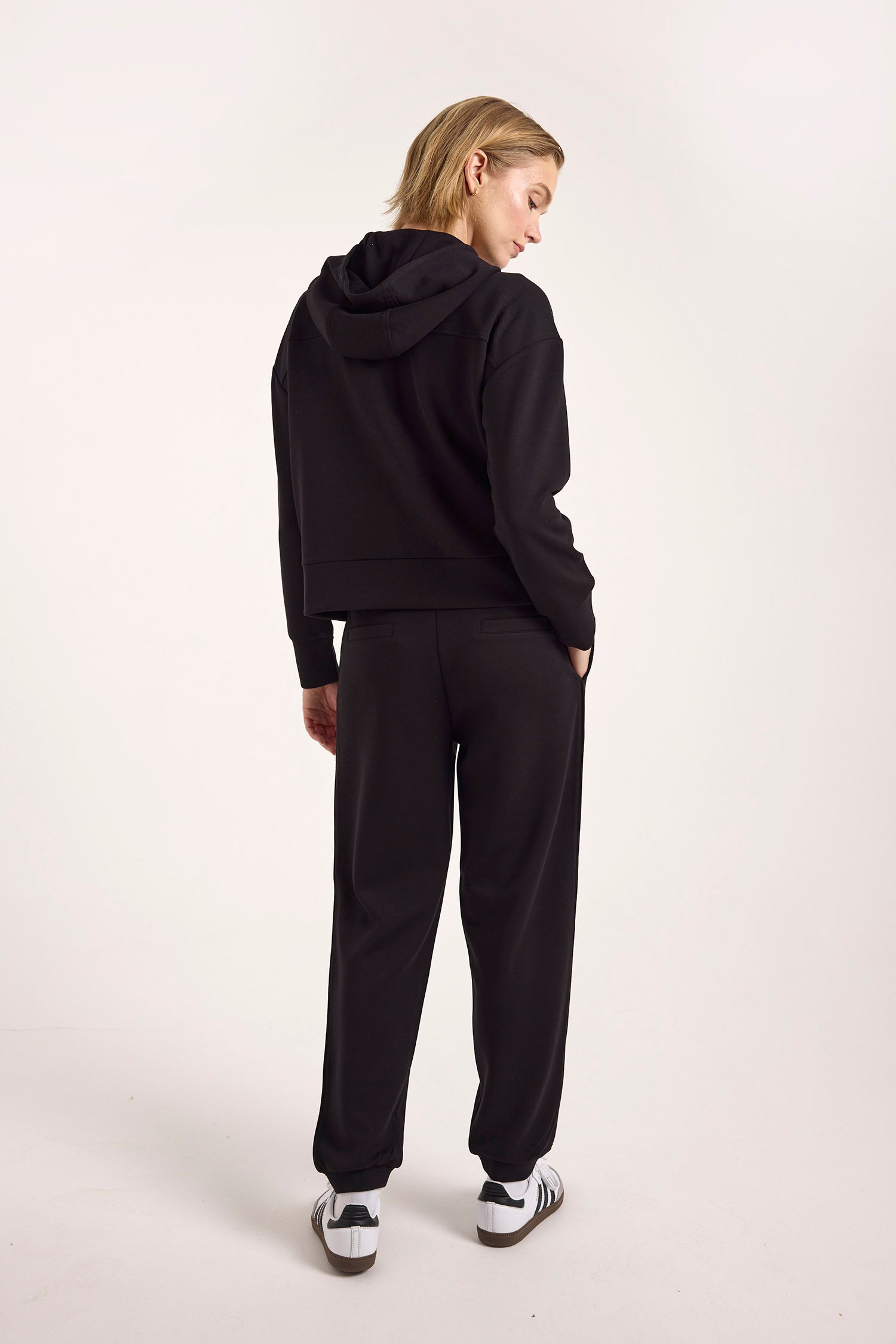 PATCH POCKET HOODIE