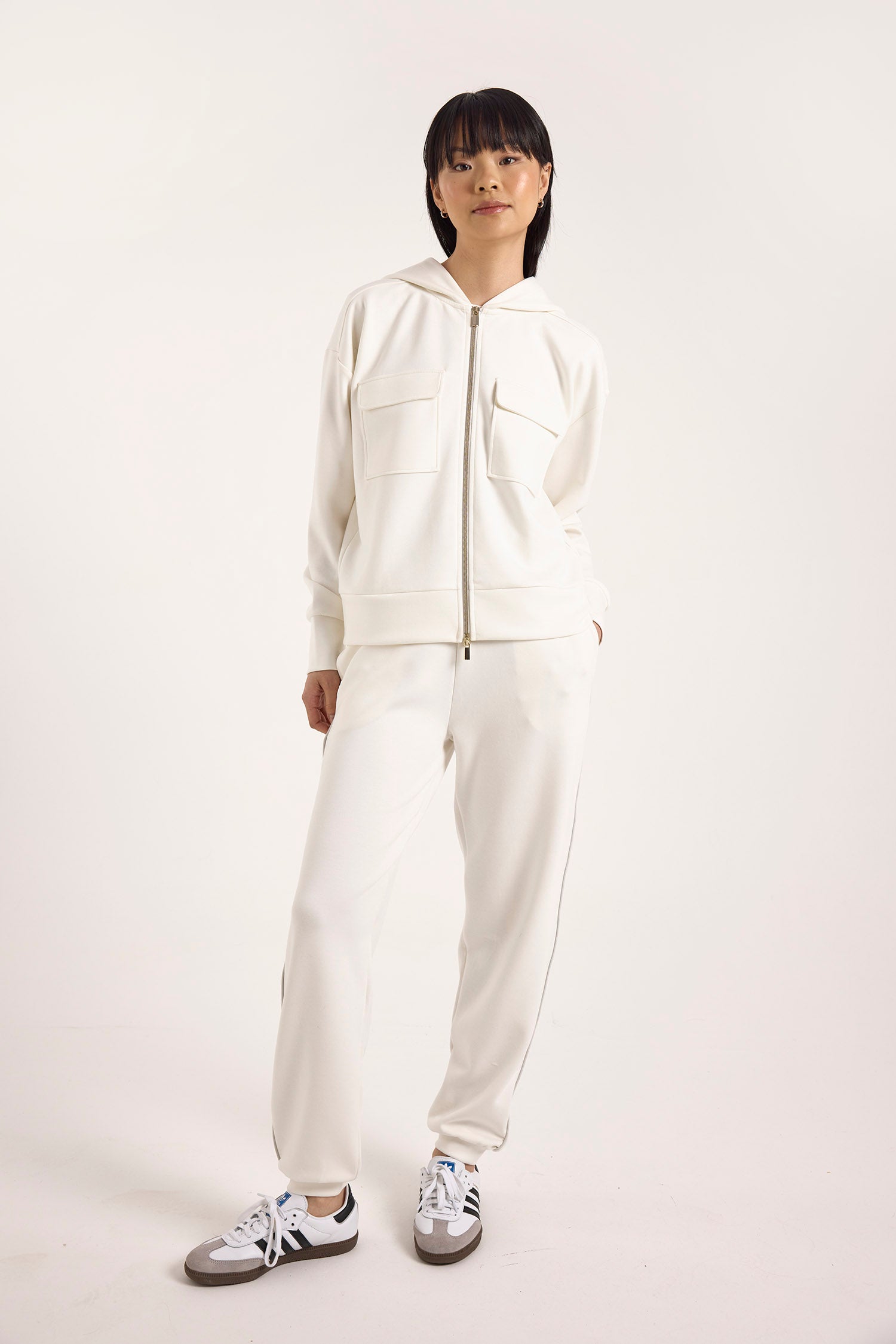 PATCH POCKET HOODIE