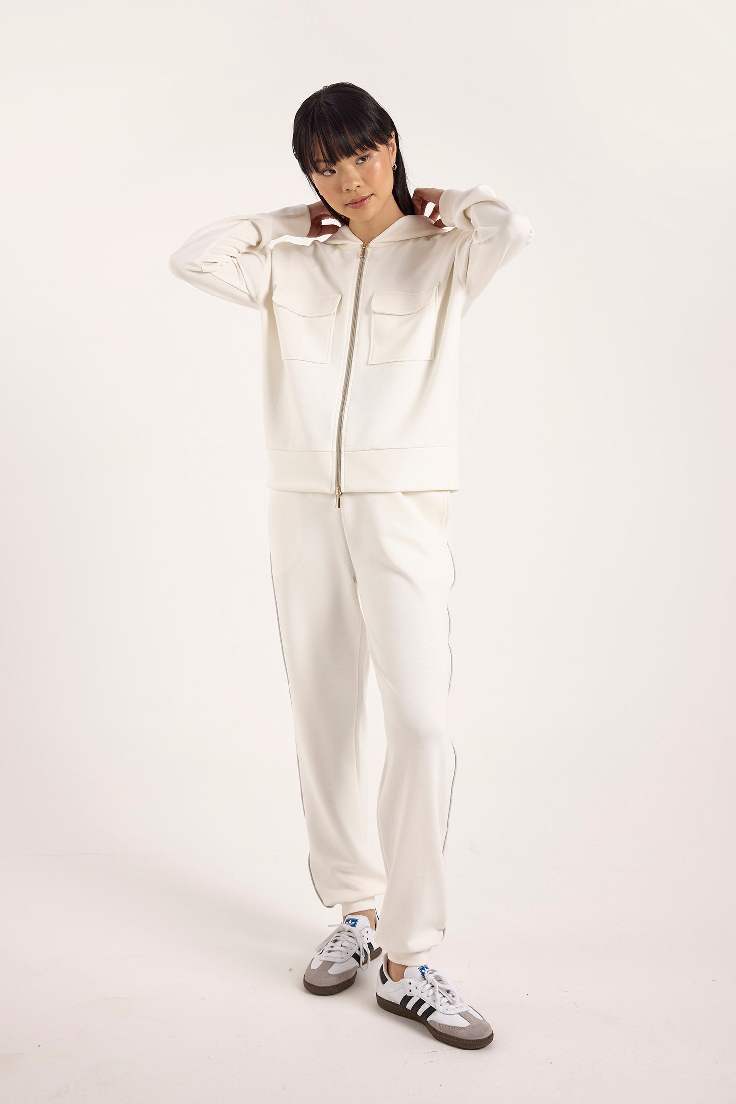 PATCH POCKET HOODIE