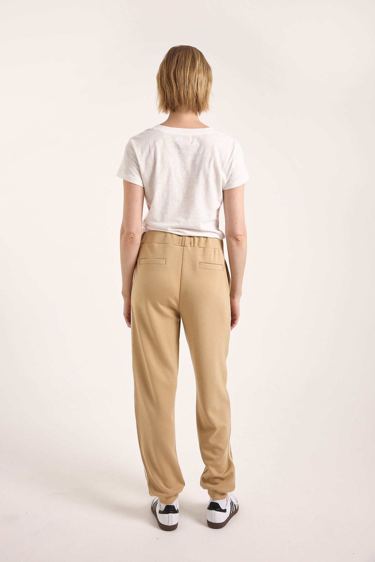 PIPING DETAIL CUFFED JOGGER