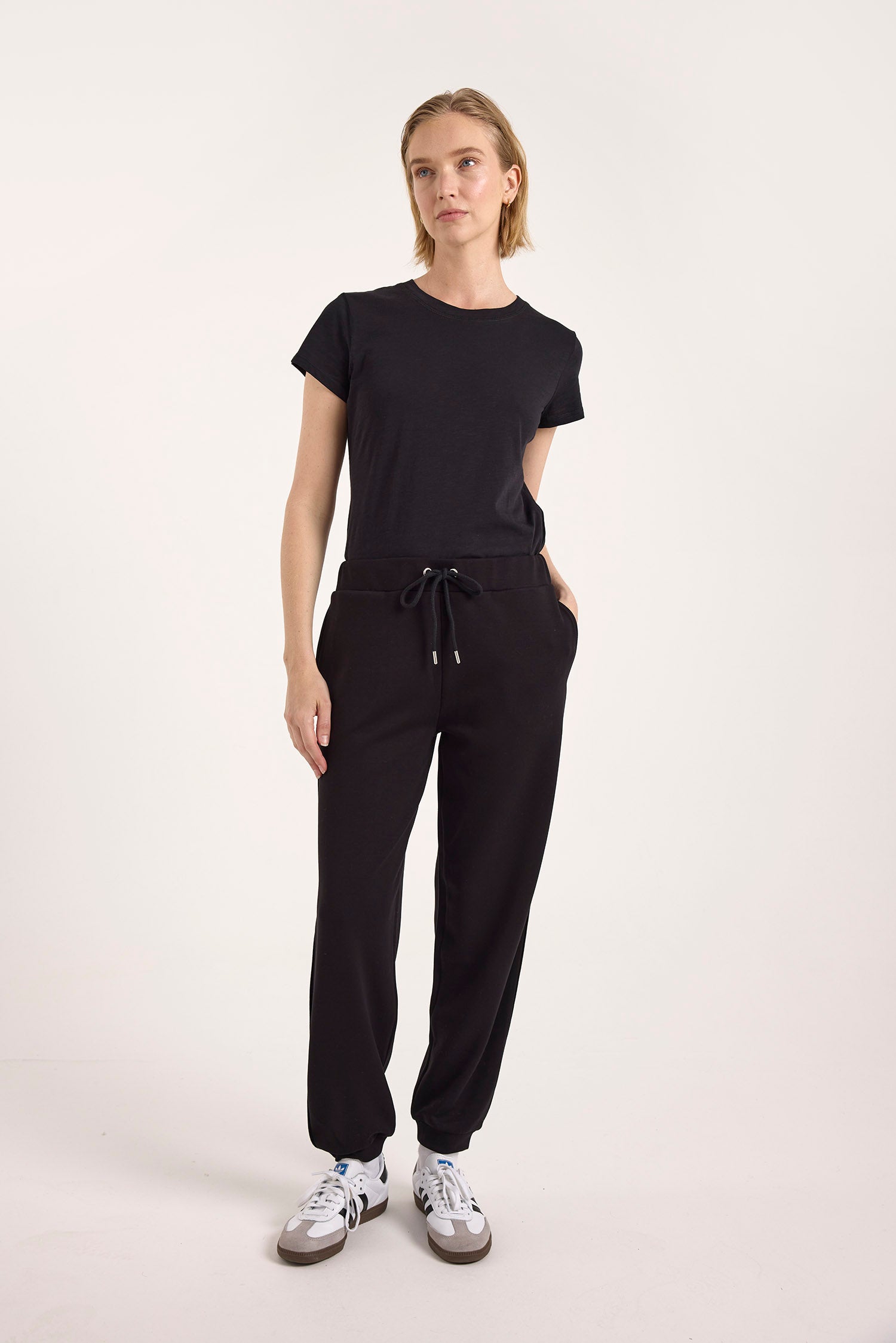 PIPING DETAIL CUFFED JOGGER