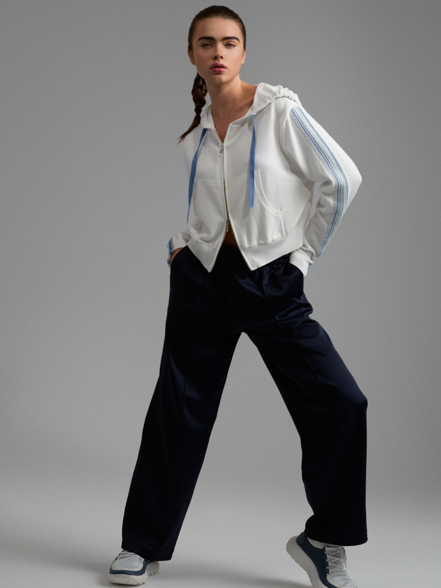 Geo Sleeve Cropped Hoodie