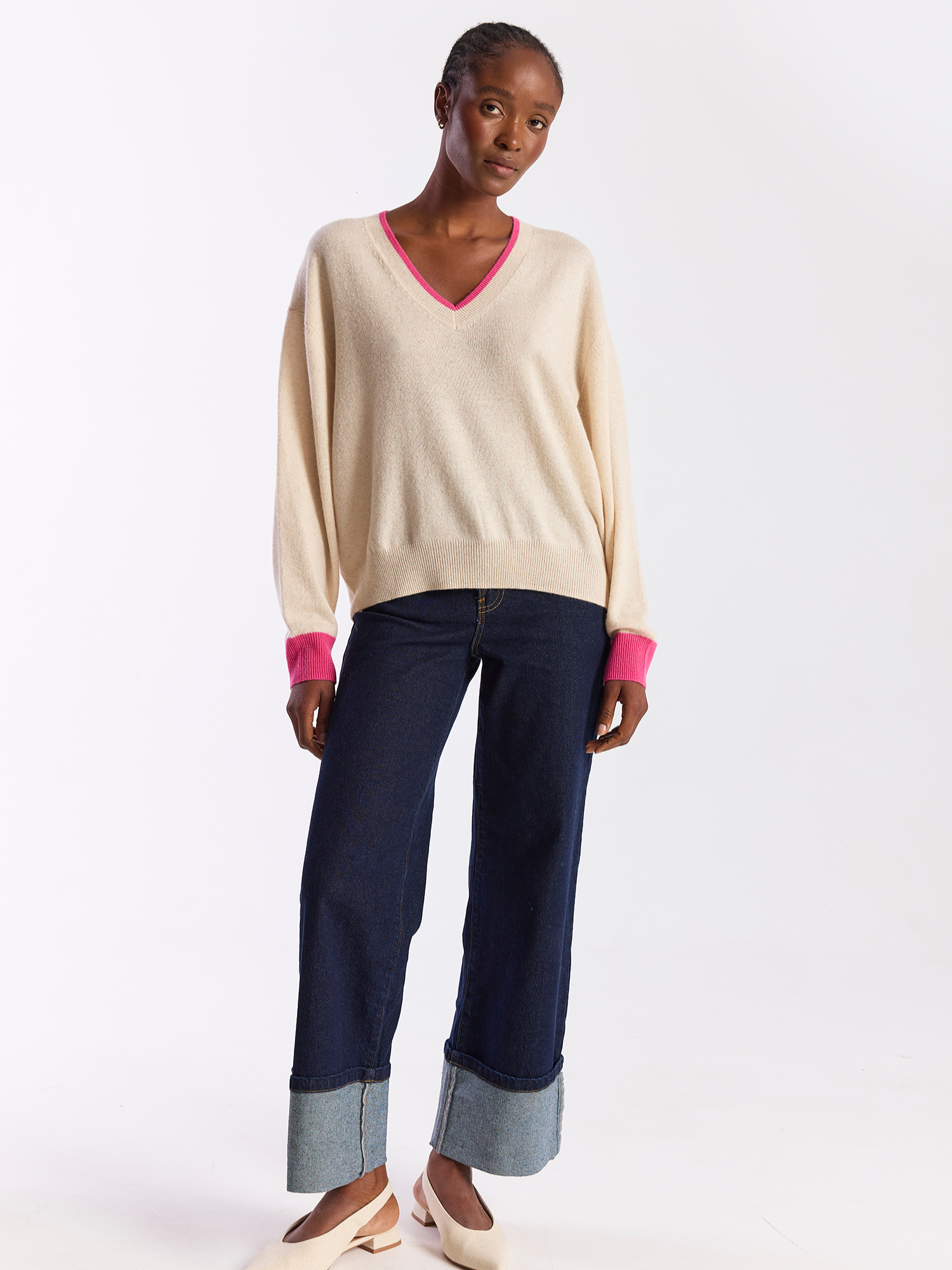 The Coastal Cashmere V Neck Jumper