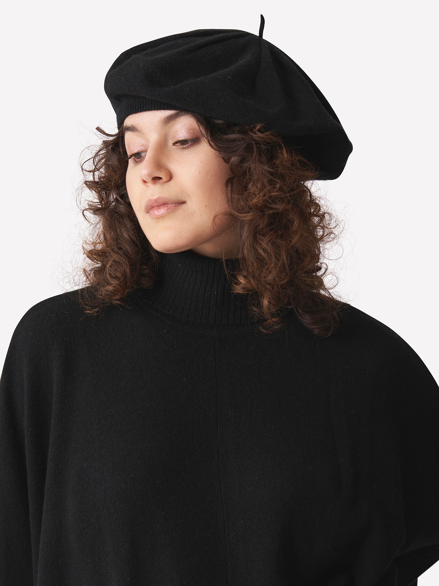 Macey Beret