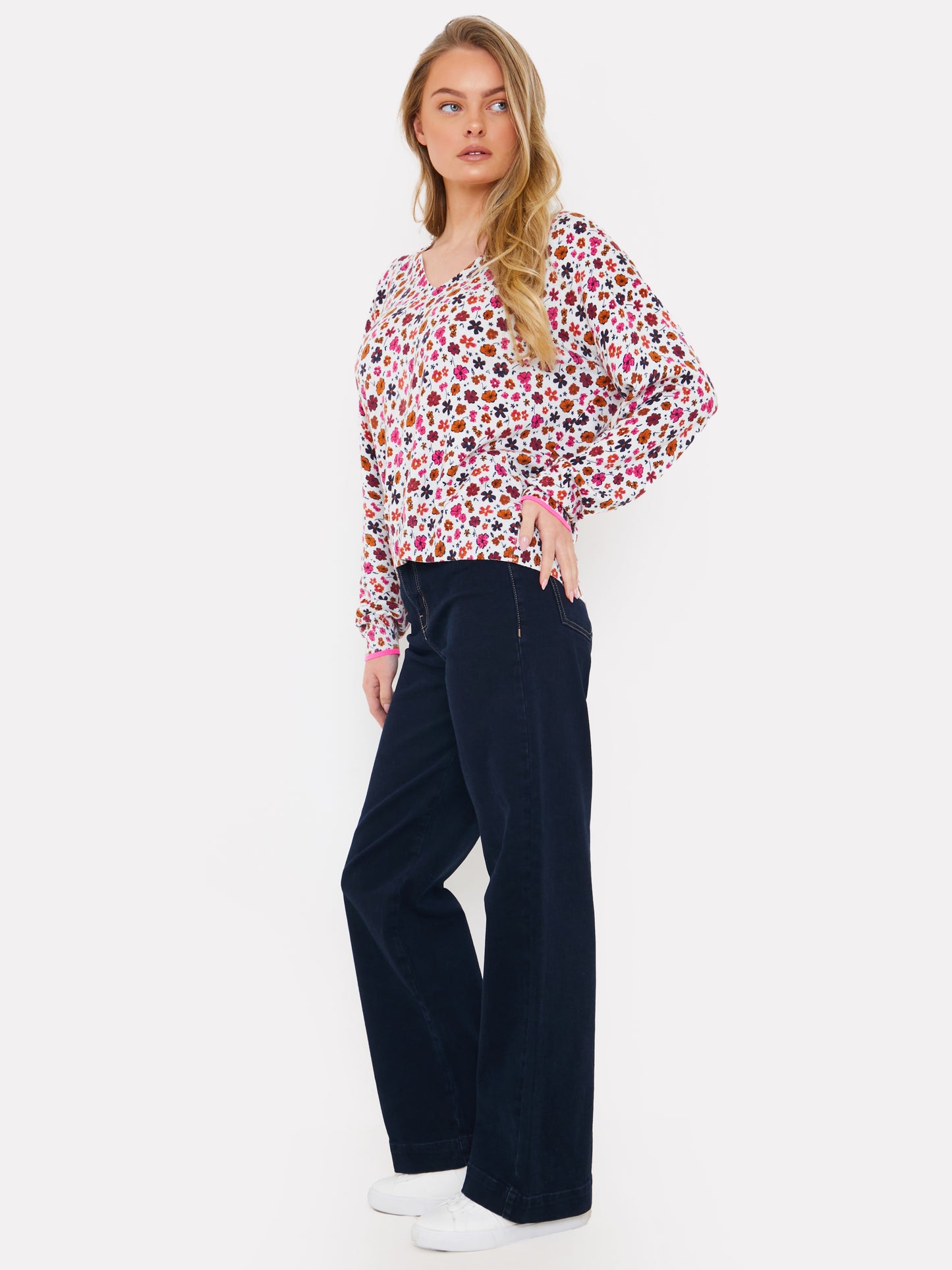 Ditsy Floral V Neck Jumper