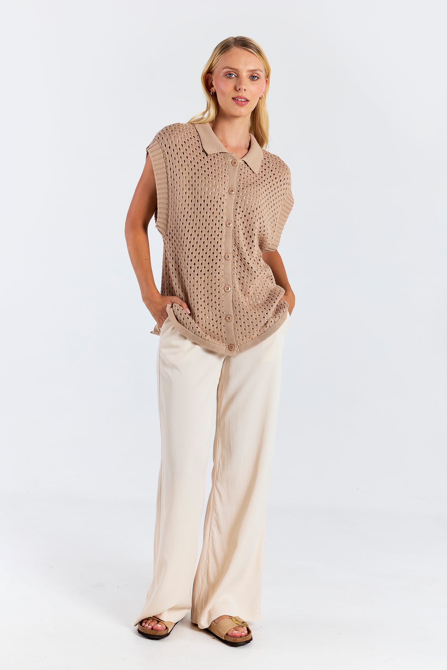 POINTELLE SLEEVELESS SHIRT