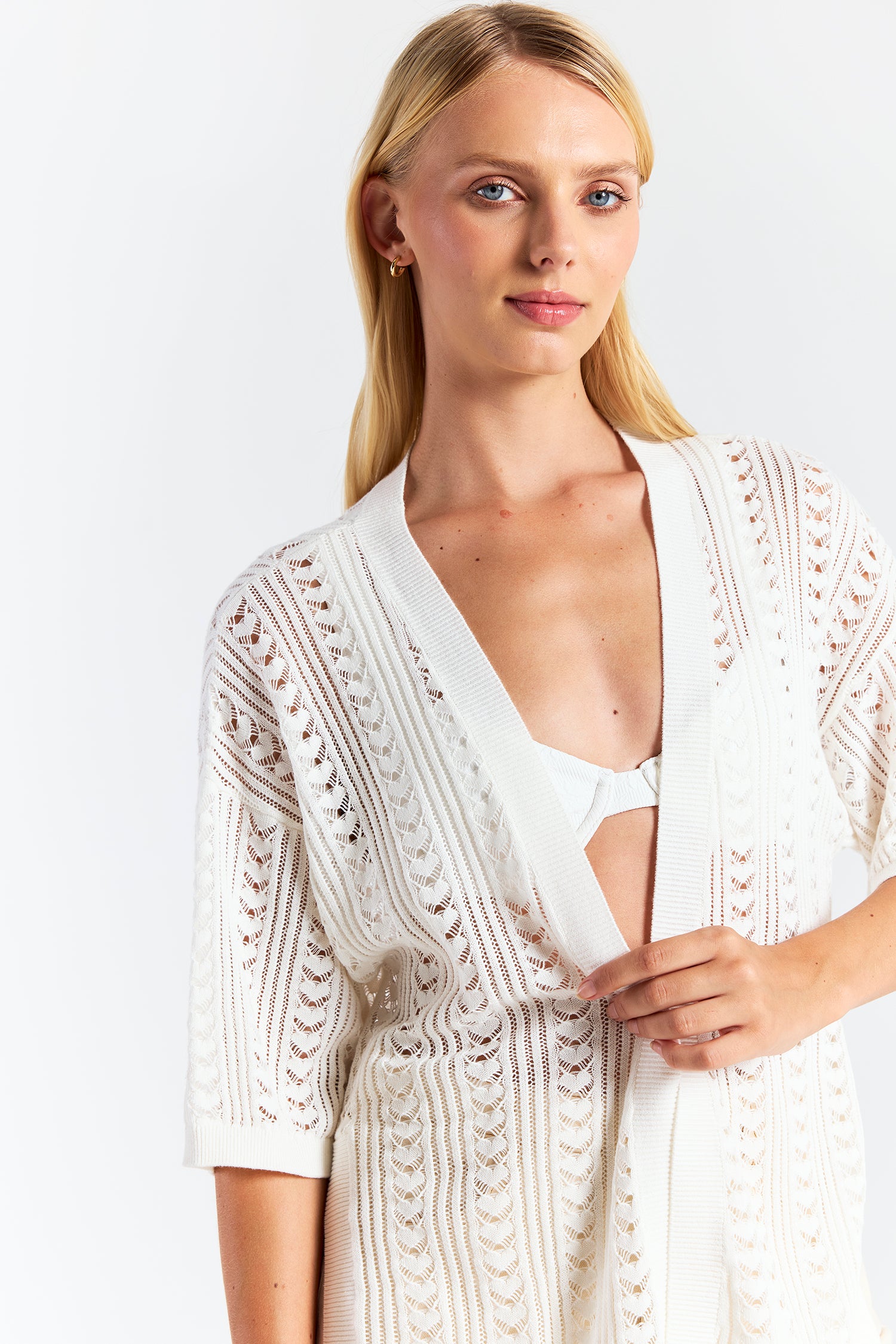 OPEN STITCH KIMONO