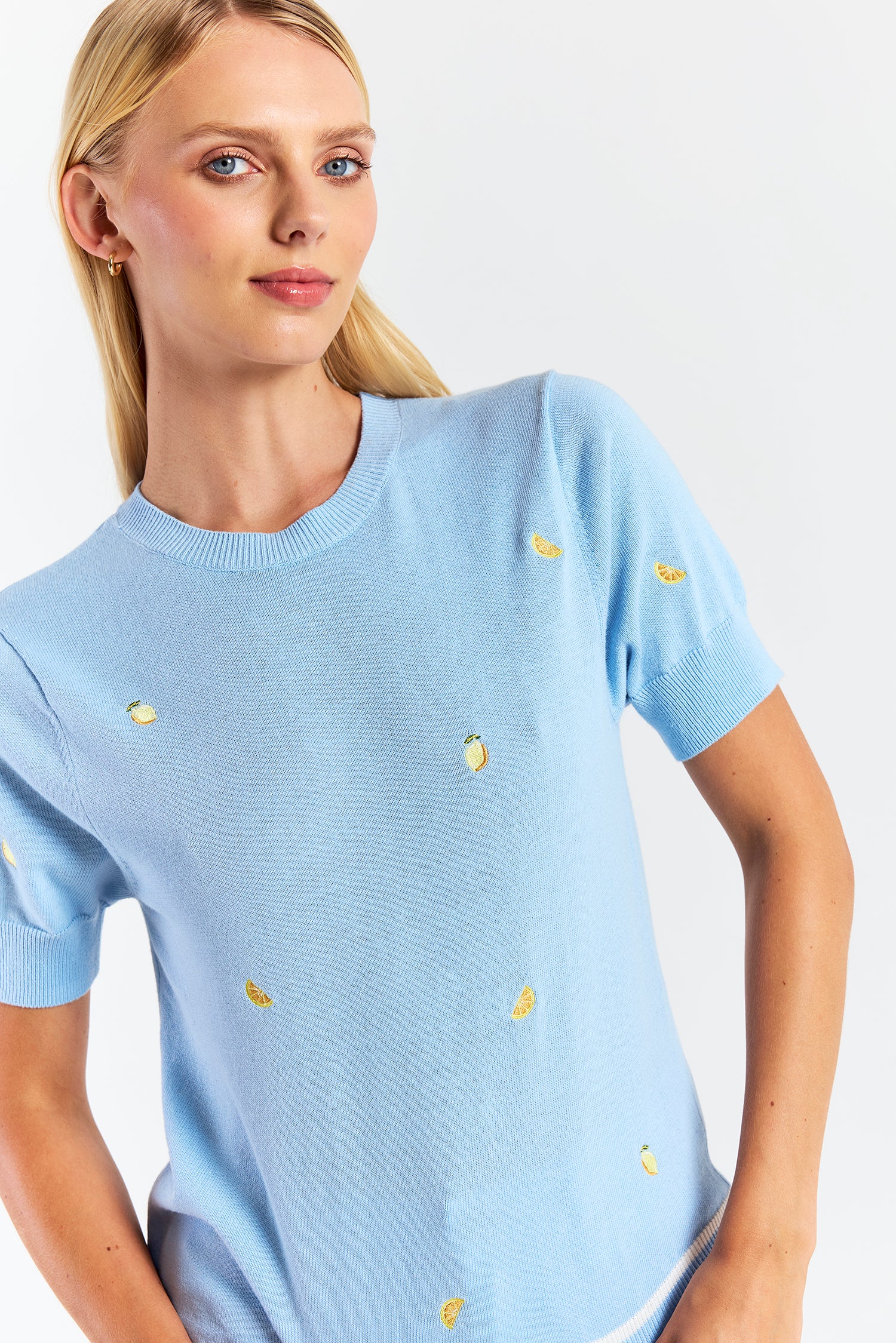 LEMON DITSY EMBROIDERY TEE
