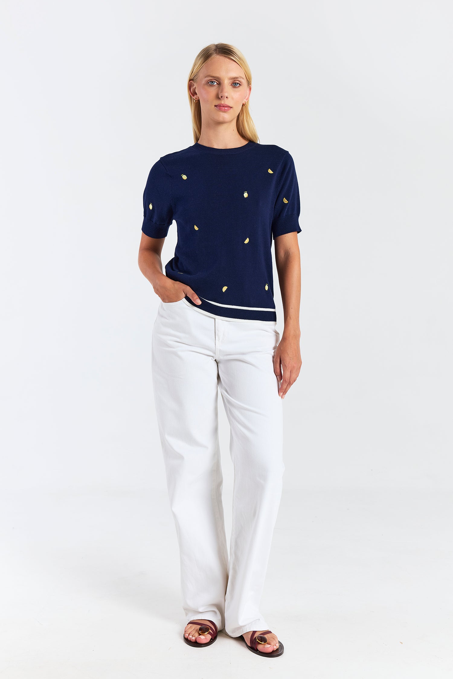 LEMON DITSY EMBROIDERY TEE