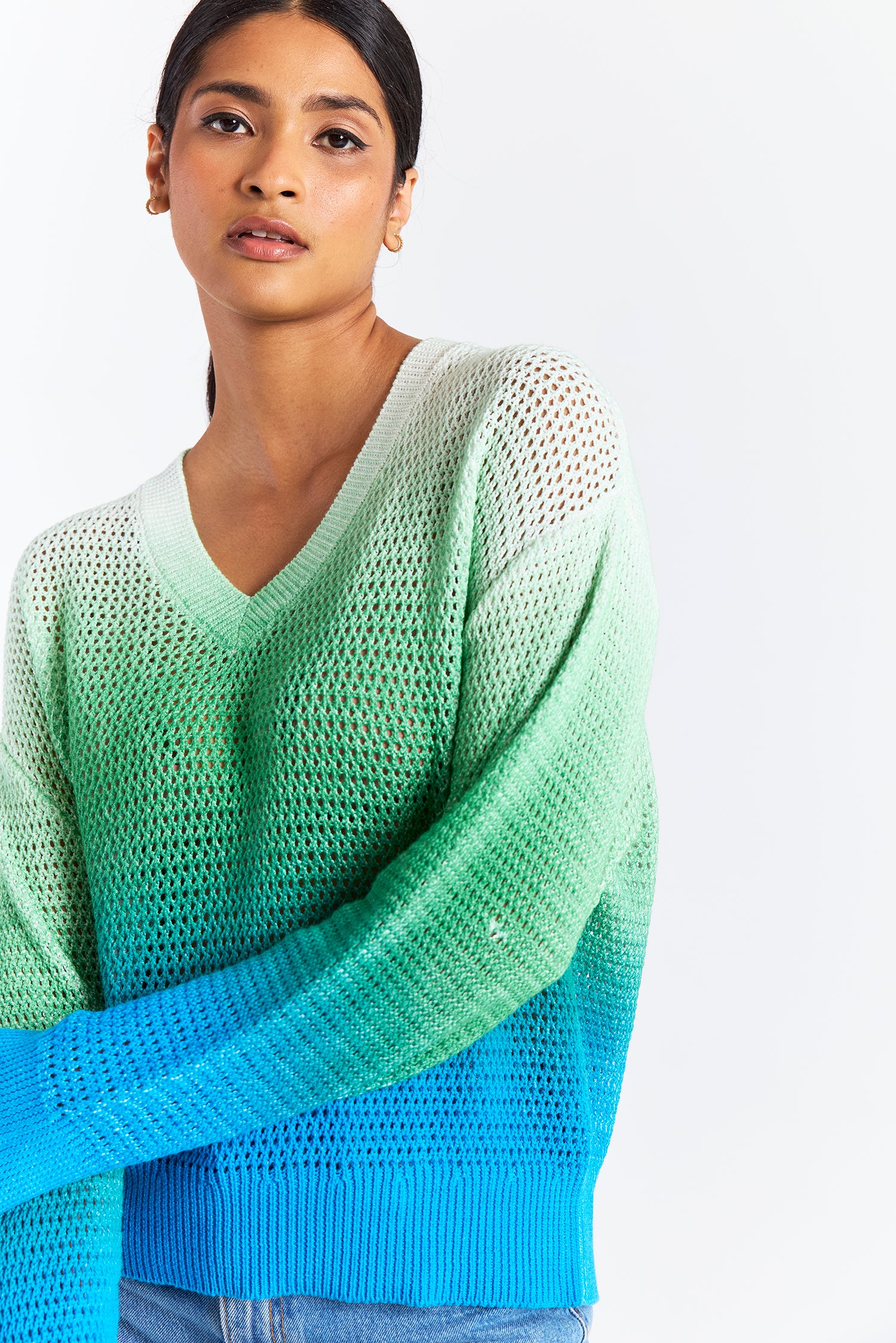 MESH DIP DYE V NECK