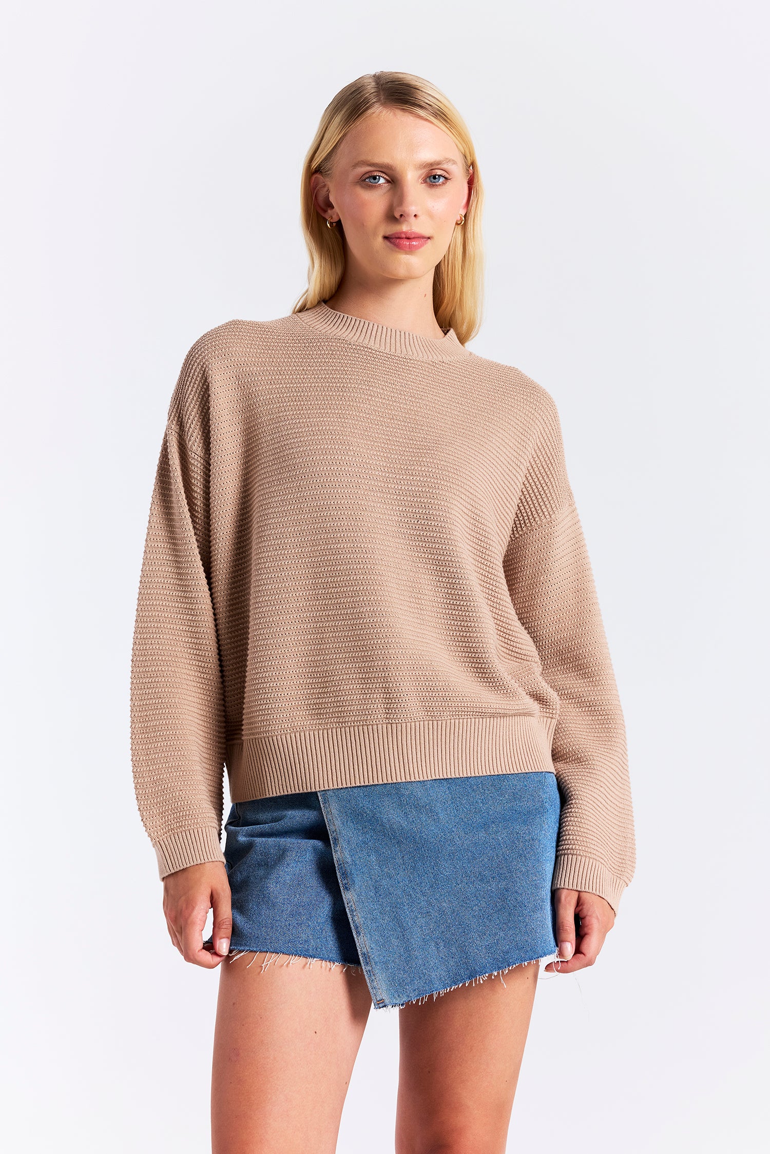 RIPPLED STITCH CREW