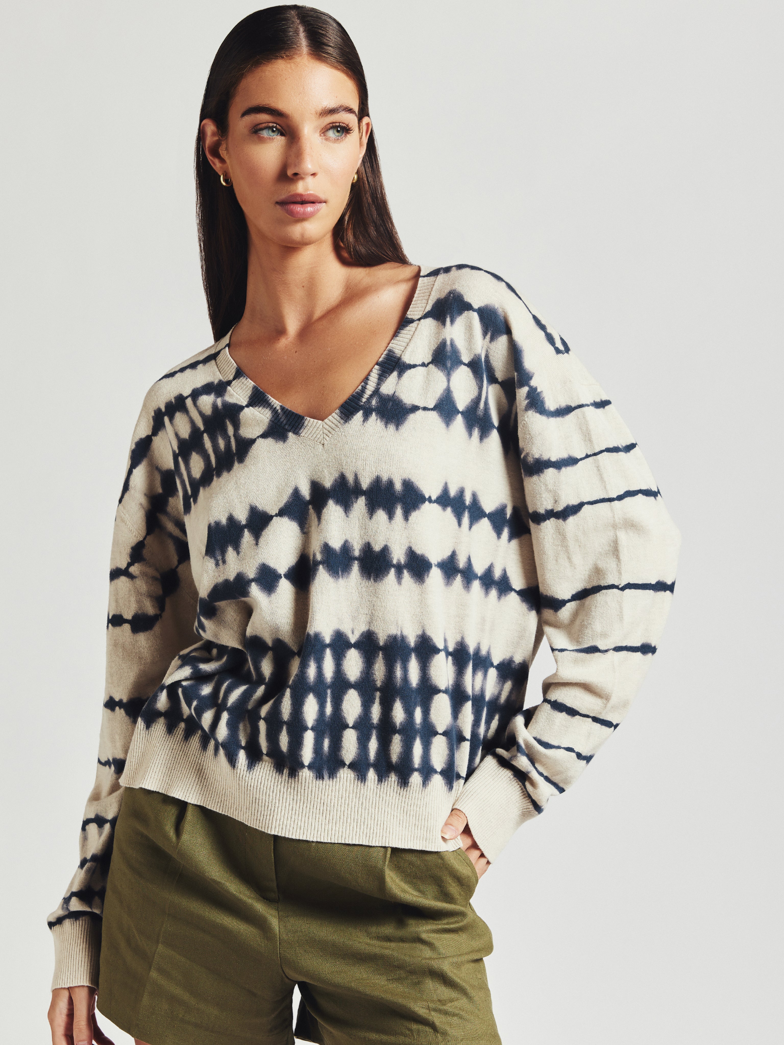 Della V-Neck Tie Dye Knit