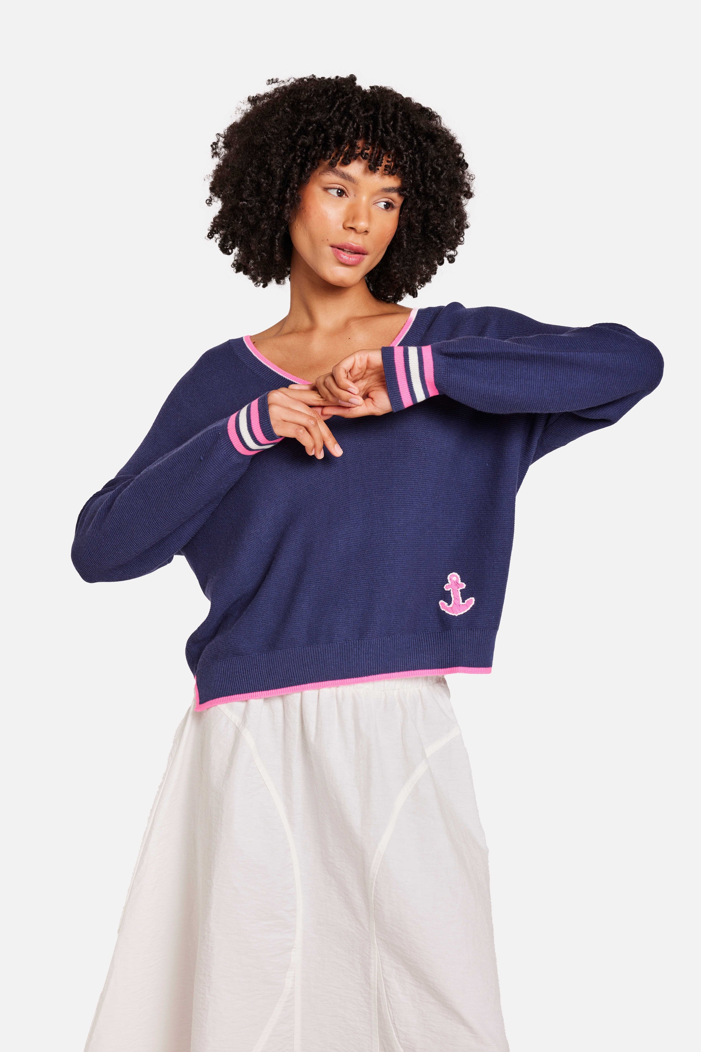 ANCHOR V NECK