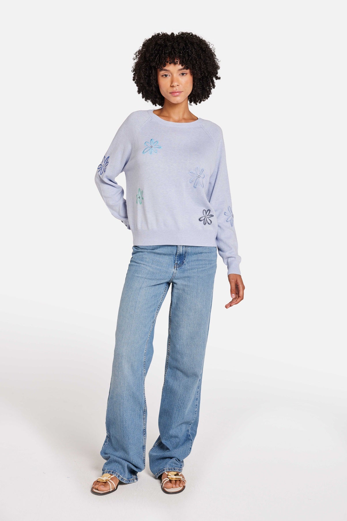 SCATTER FLORAL EMBROIDERY CREW