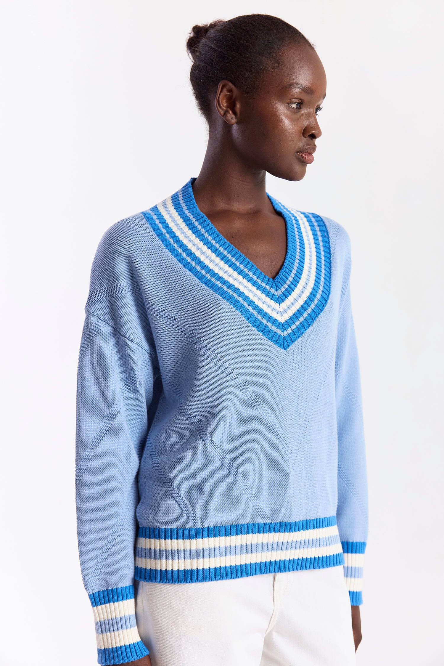 MAXI CRICKET V-NECK