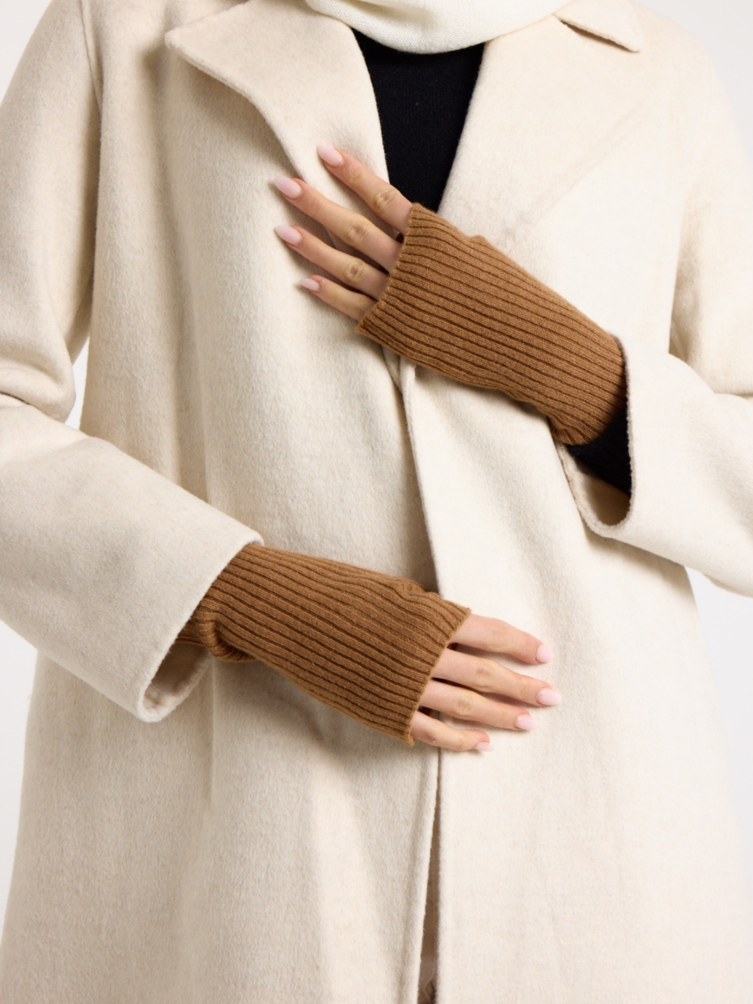 Ribbed Cashmere Wrist Warmers