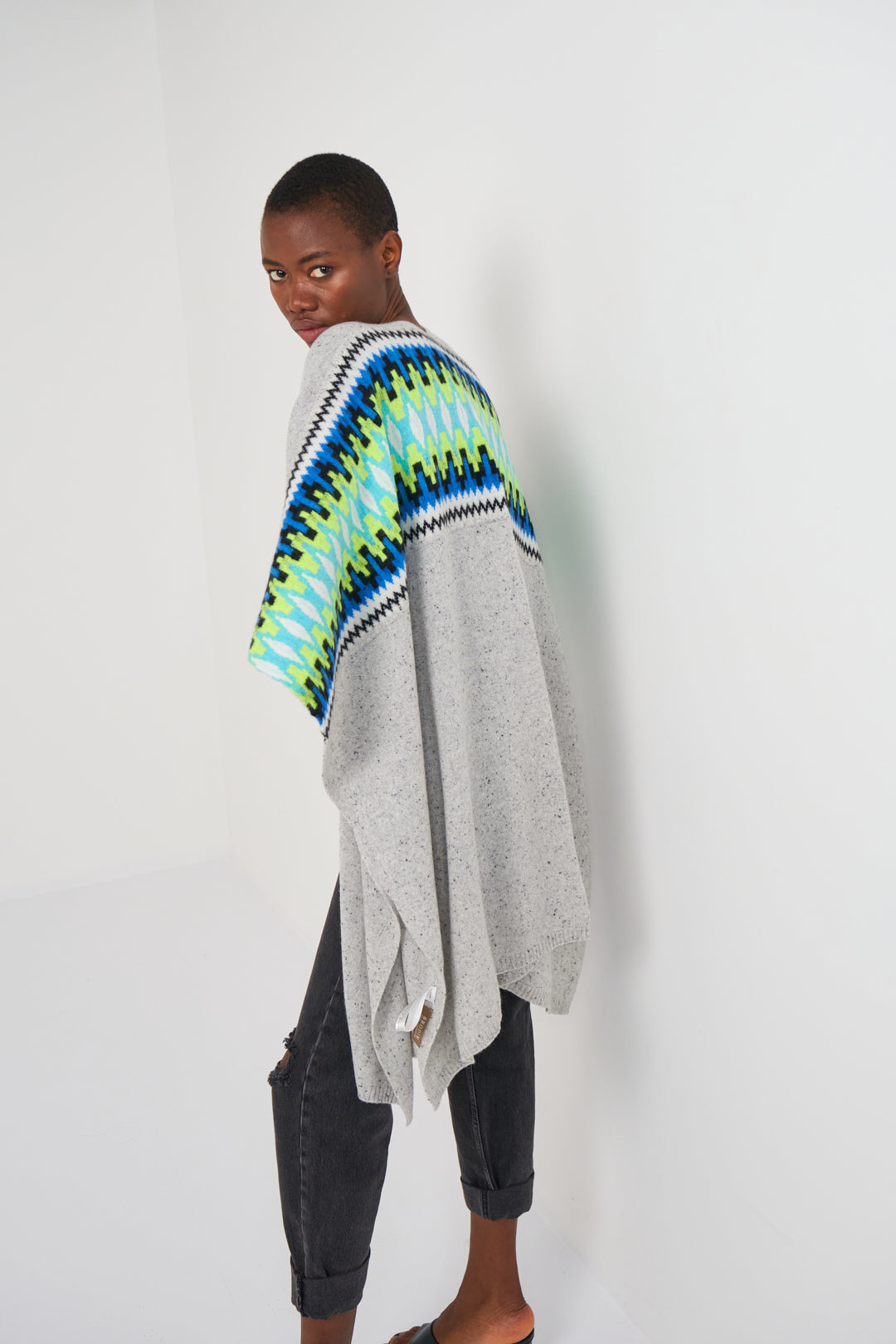 ELECTRIC FAIRISLE SPRINGTIME WRAP