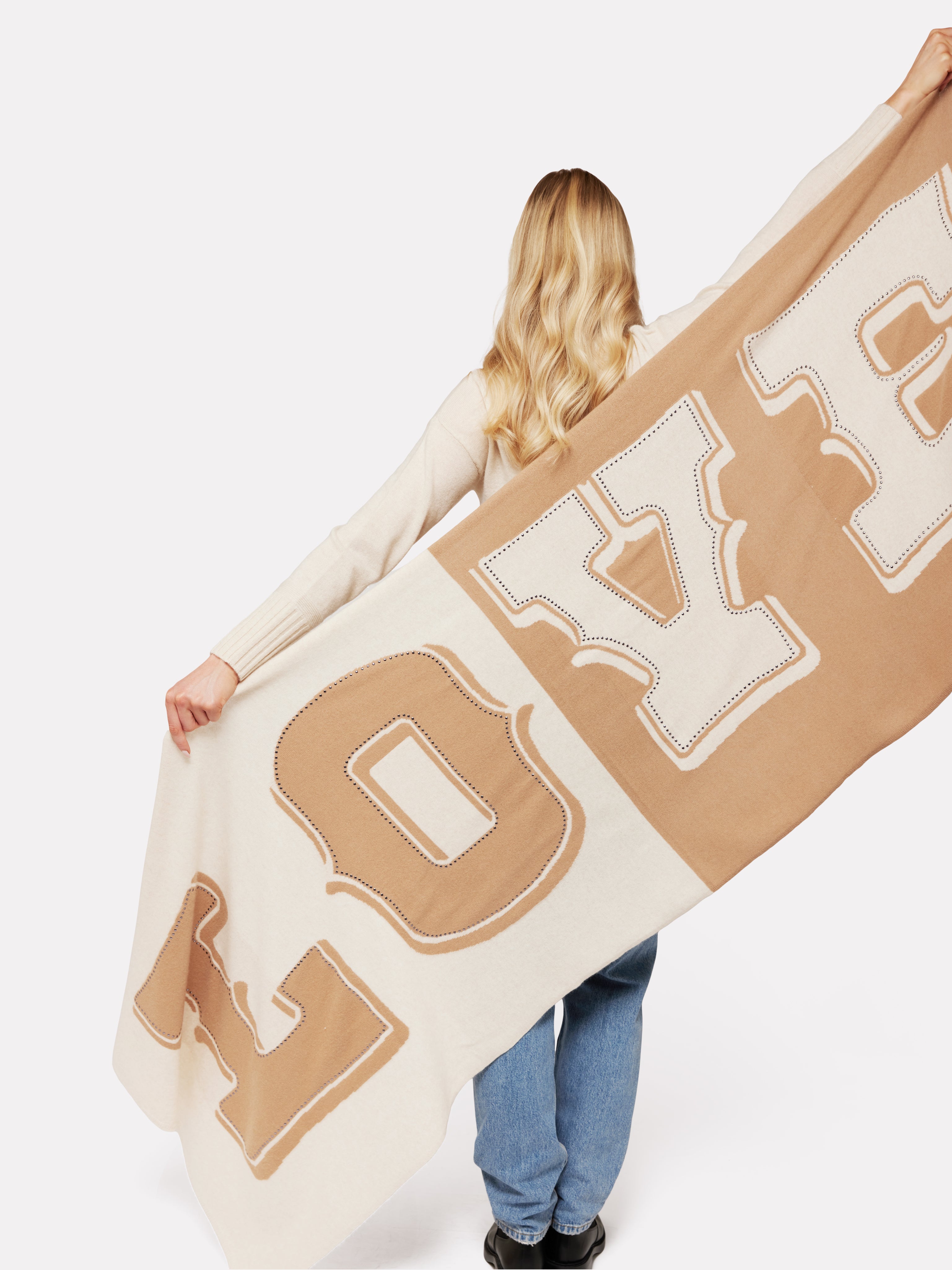 HOT FIX LOVE SCARF
