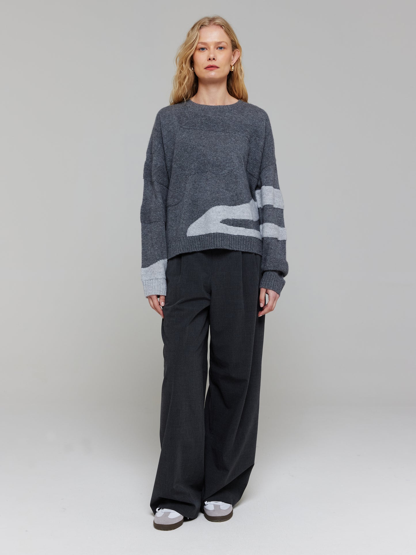 Textured Wave Cashmere Crew Neck