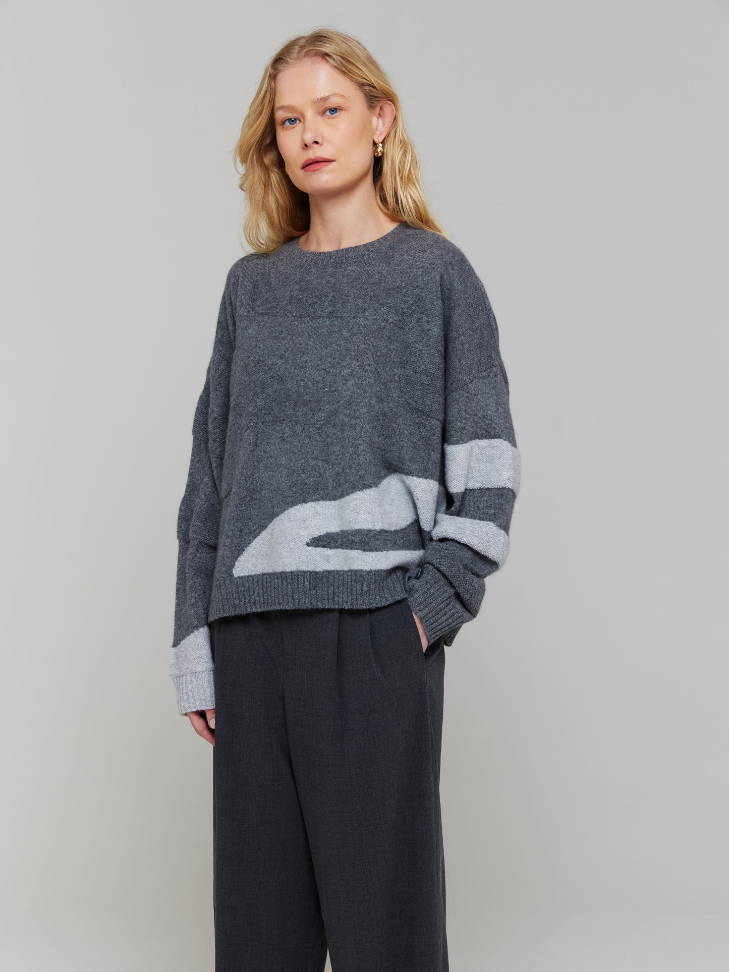 Textured Wave Cashmere Crew Neck