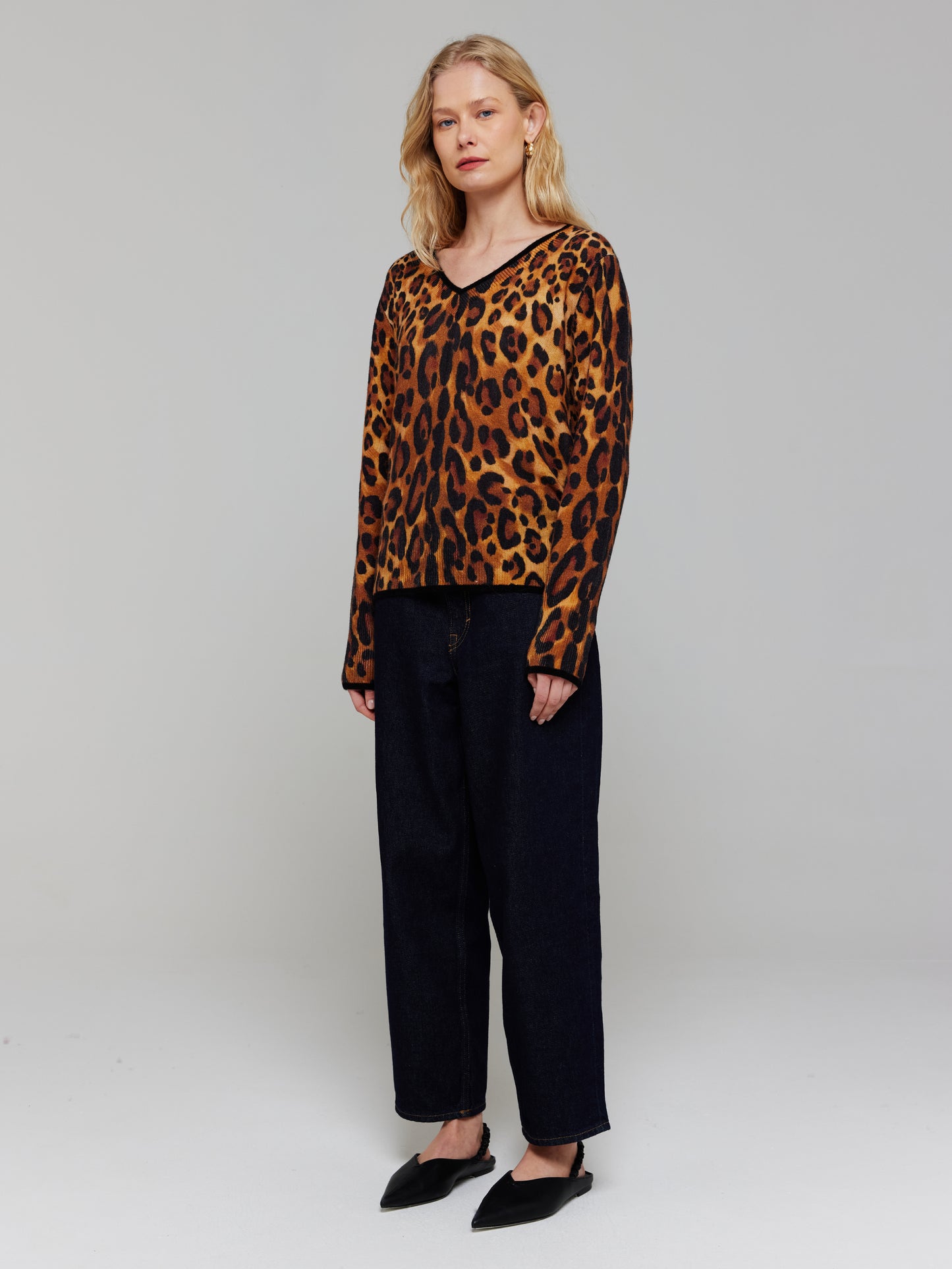 Patsy Leopard Cashmere Lightweight V Neck