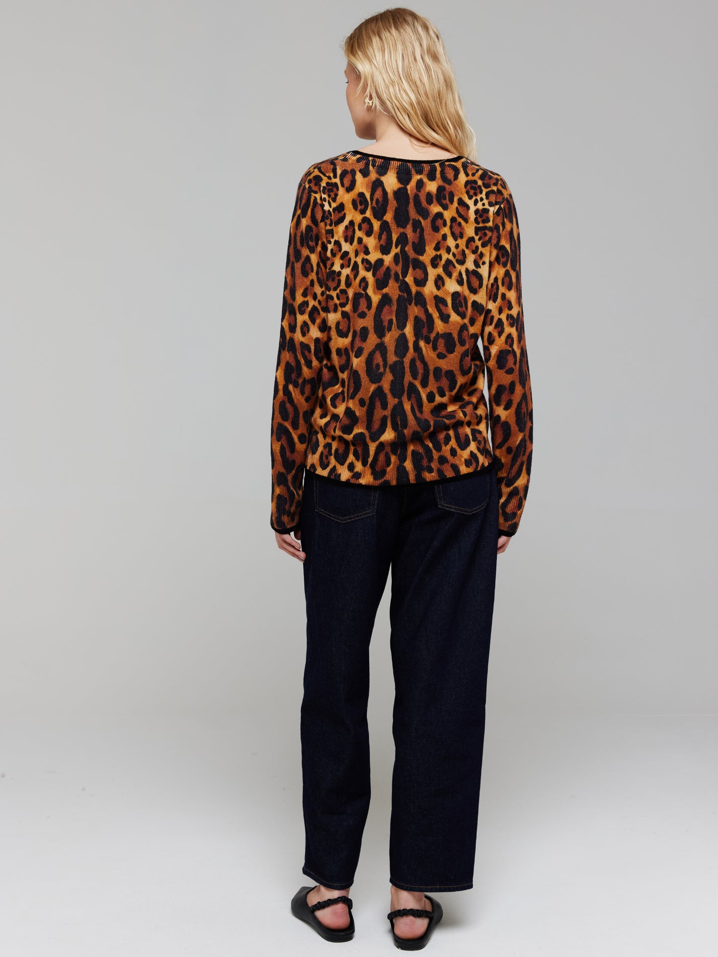 Patsy Leopard Cashmere Lightweight V Neck