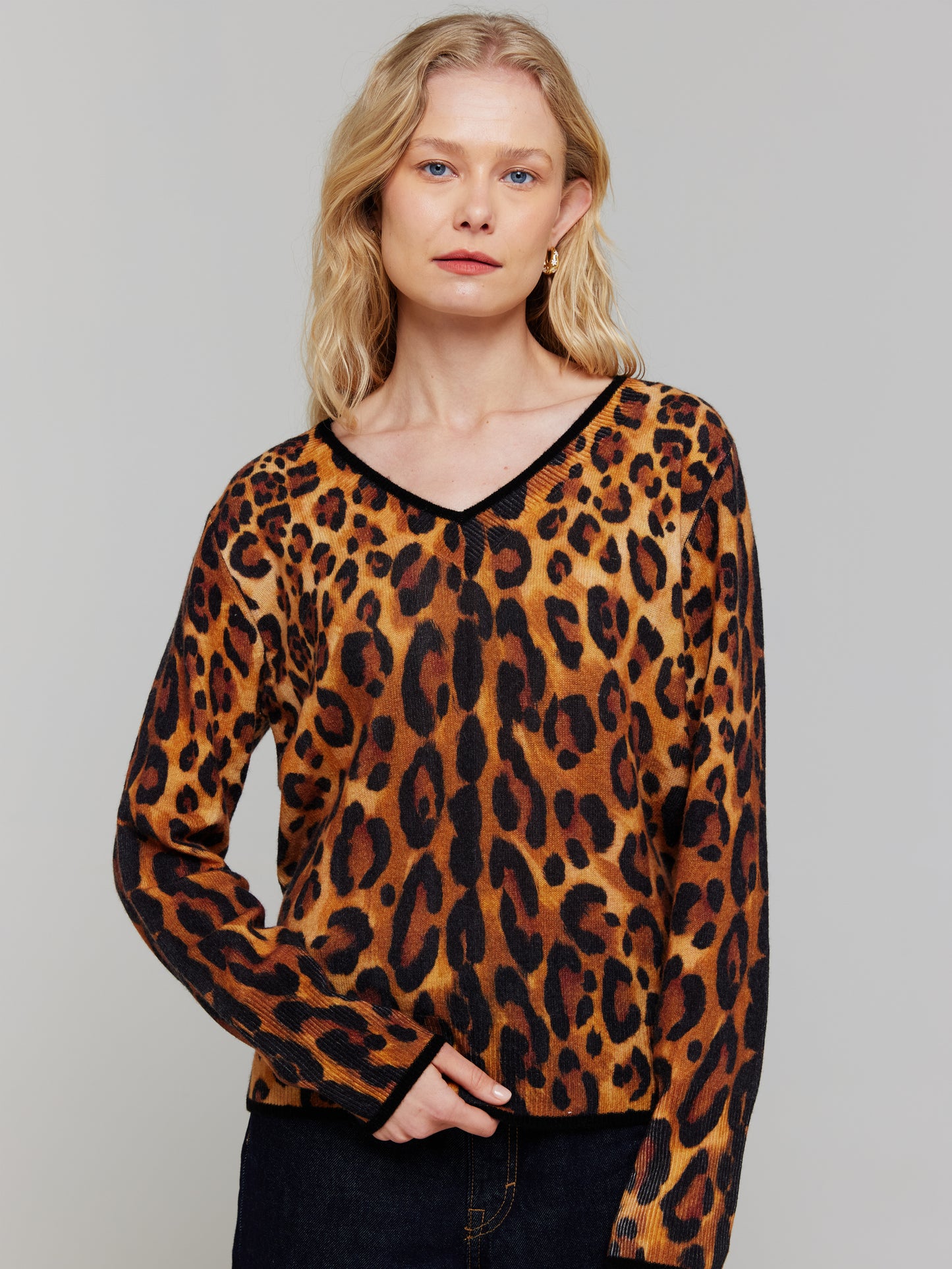 Patsy Leopard Cashmere Lightweight V Neck