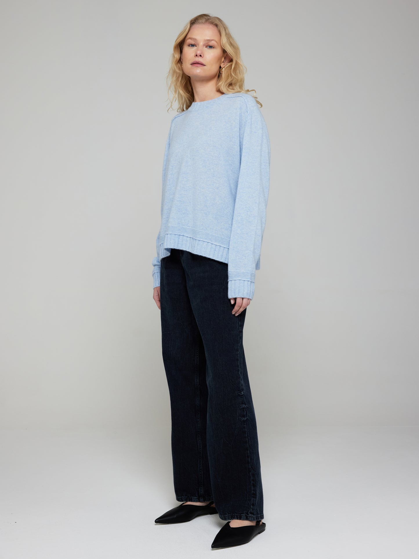 Bonnie Boxy Cashmere Crew Neck