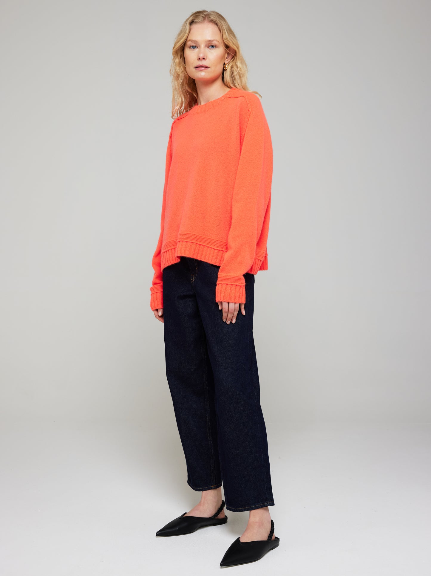 Bonnie Boxy Cashmere Crew Neck