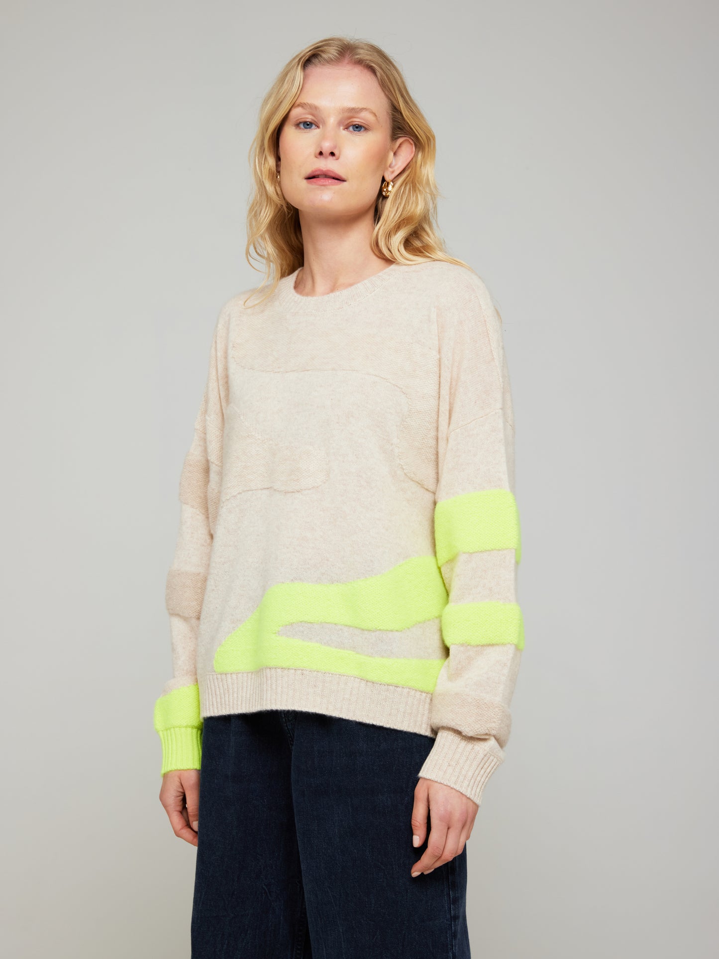 Textured Wave Cashmere Crew Neck