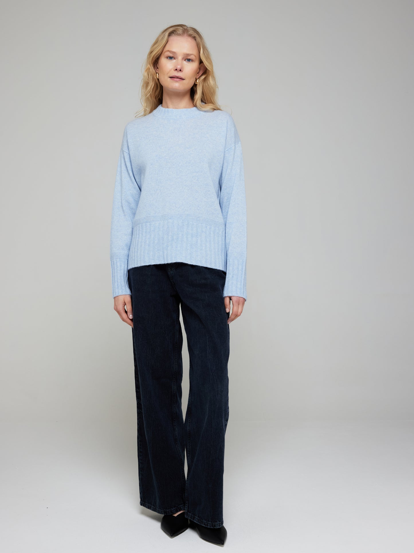 Effie Cashmere Crew Neck