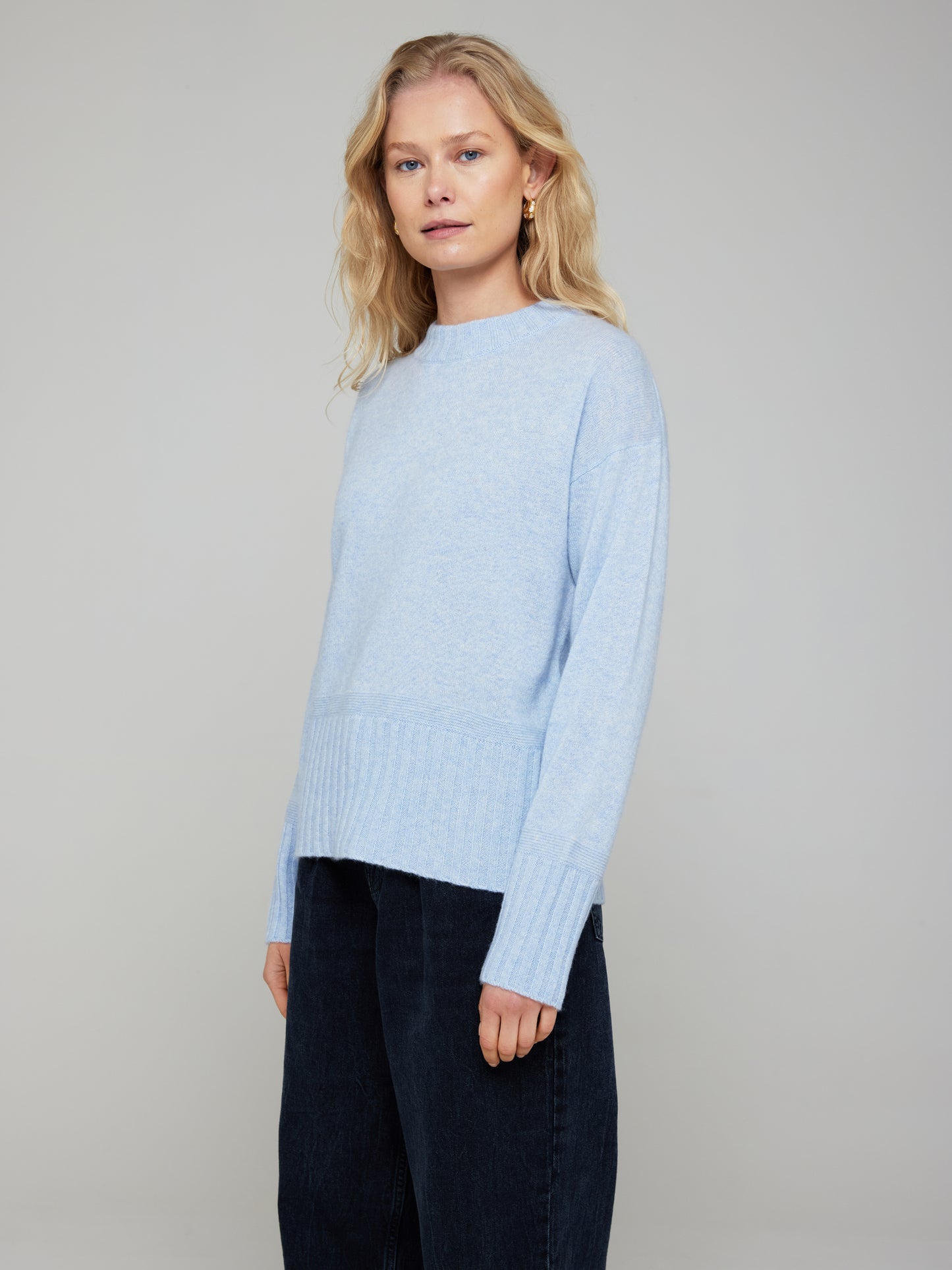 Effie Cashmere Crew Neck