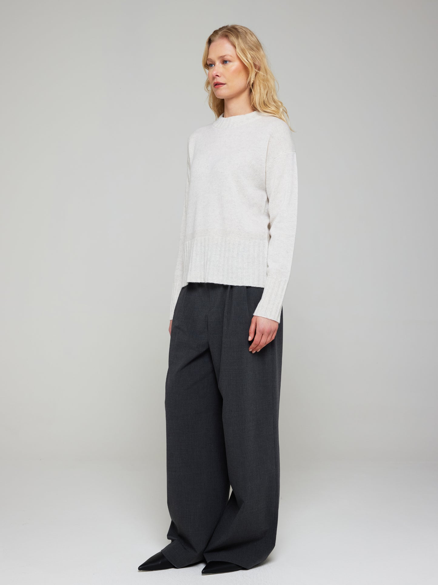 Effie Cashmere Crew Neck