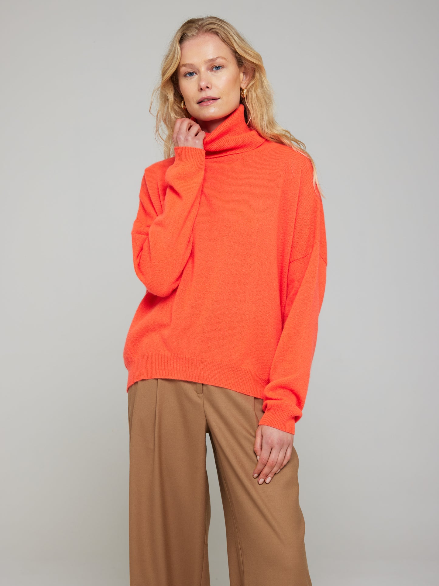 Susie Cashmere Roll Neck