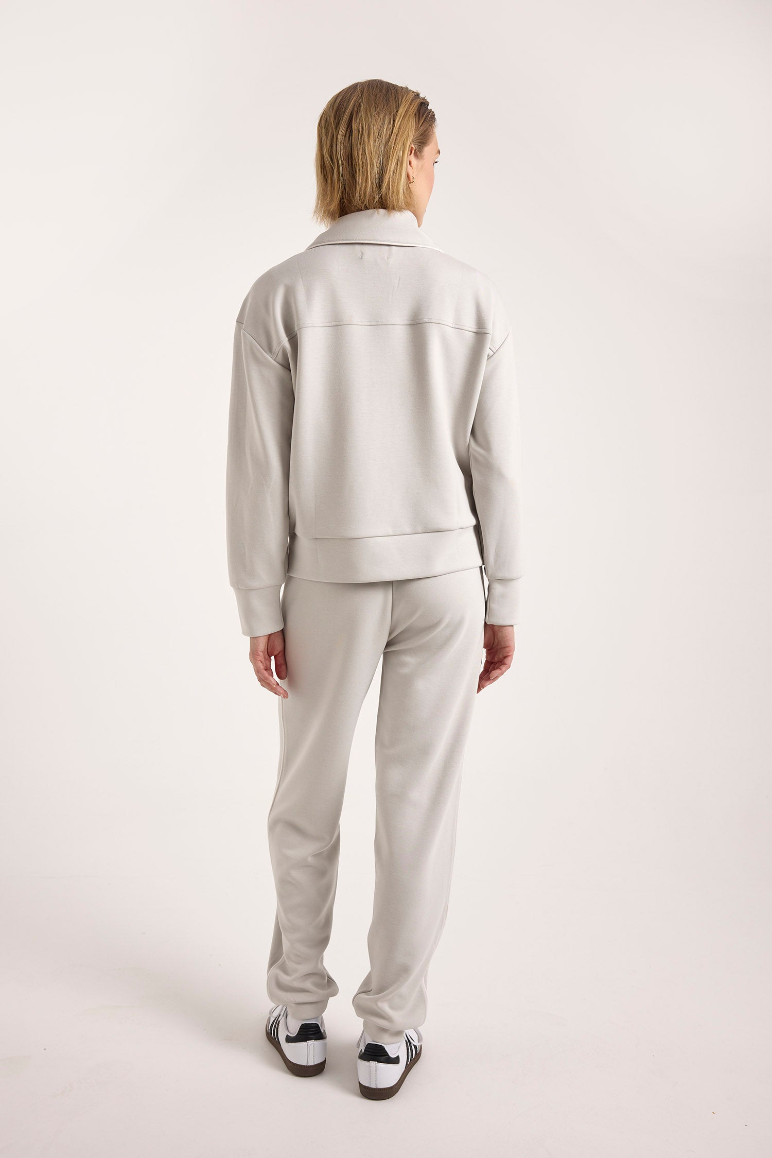 PIPING DETAIL HALF ZIP
