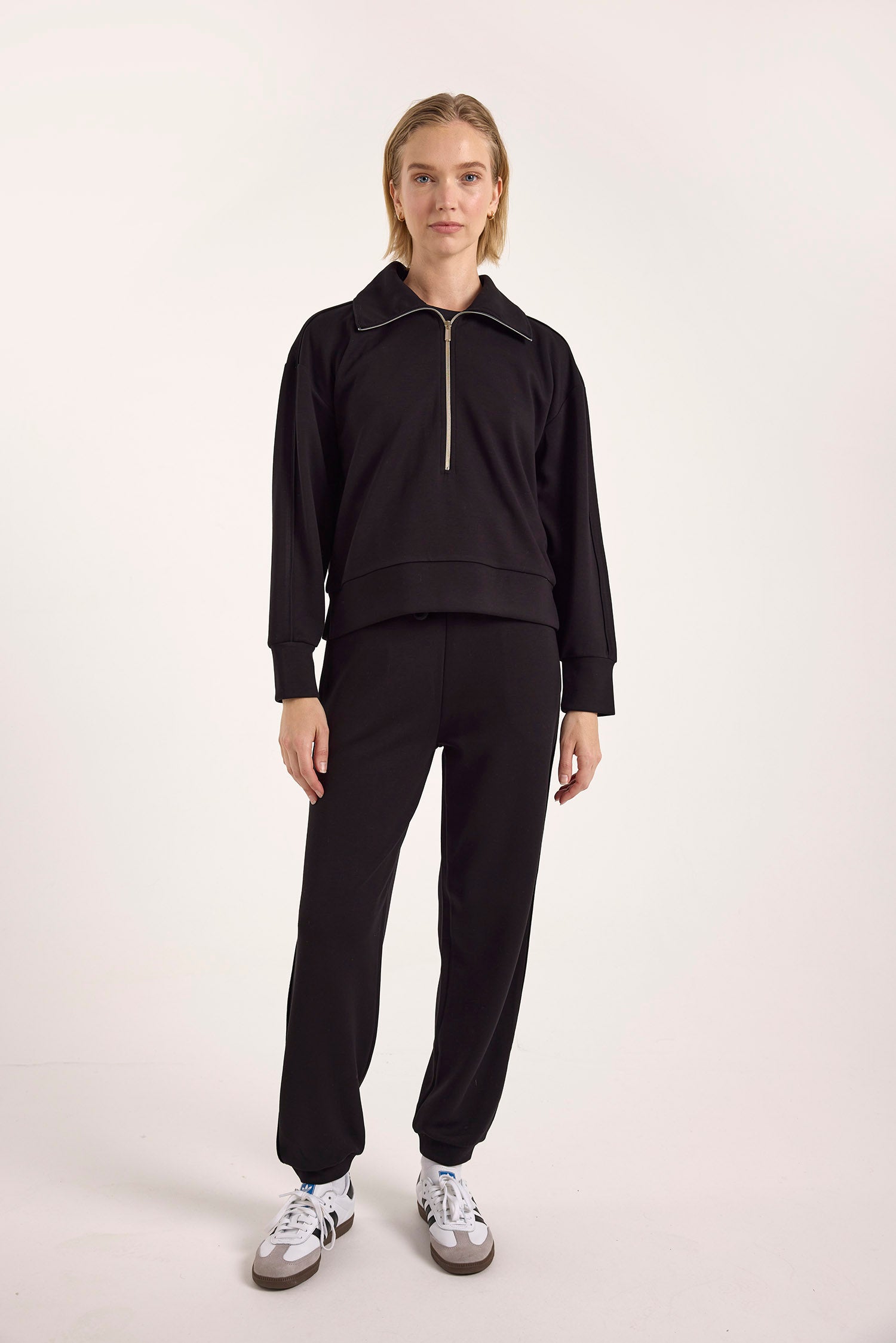 PIPING DETAIL HALF ZIP