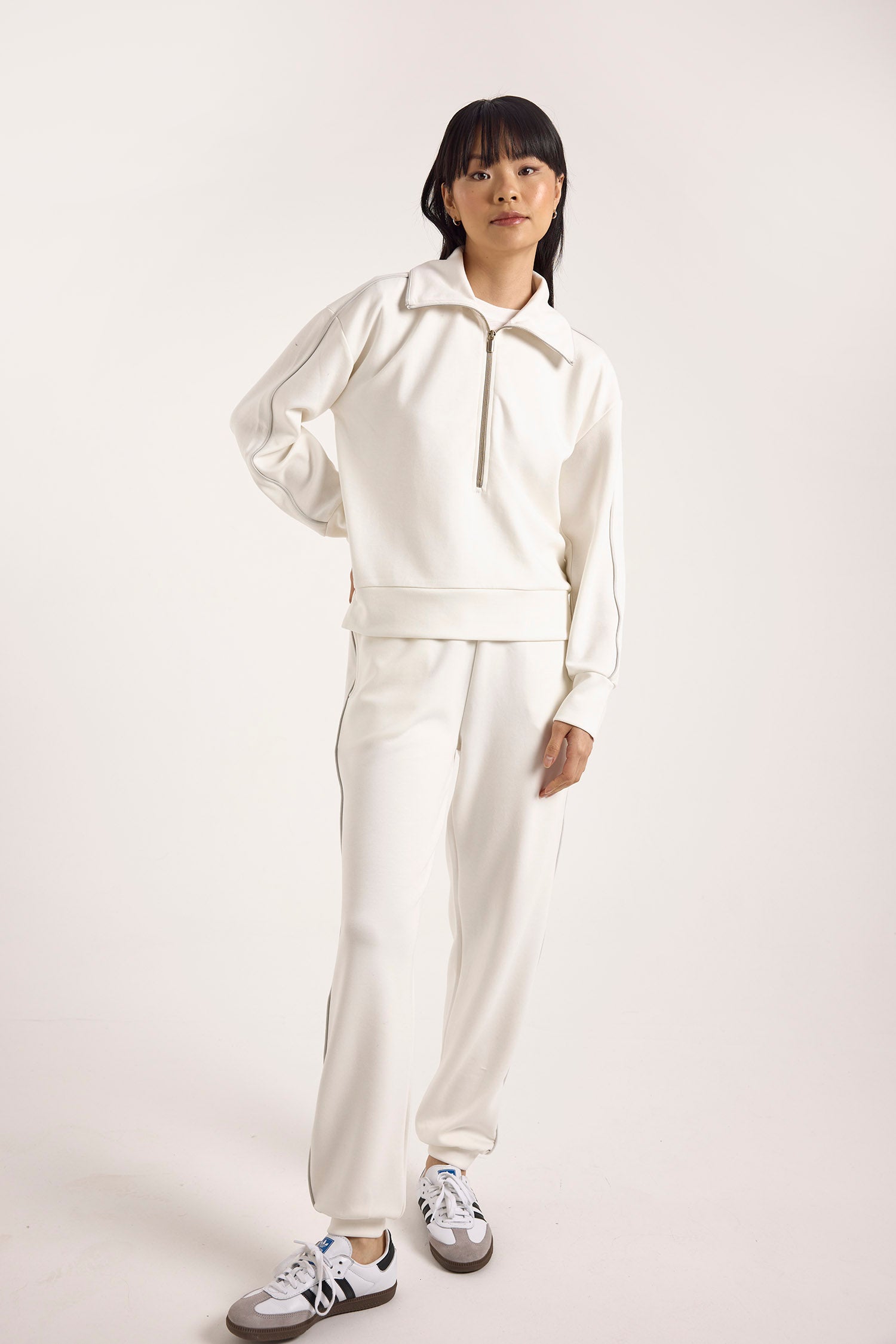 PIPING DETAIL HALF ZIP