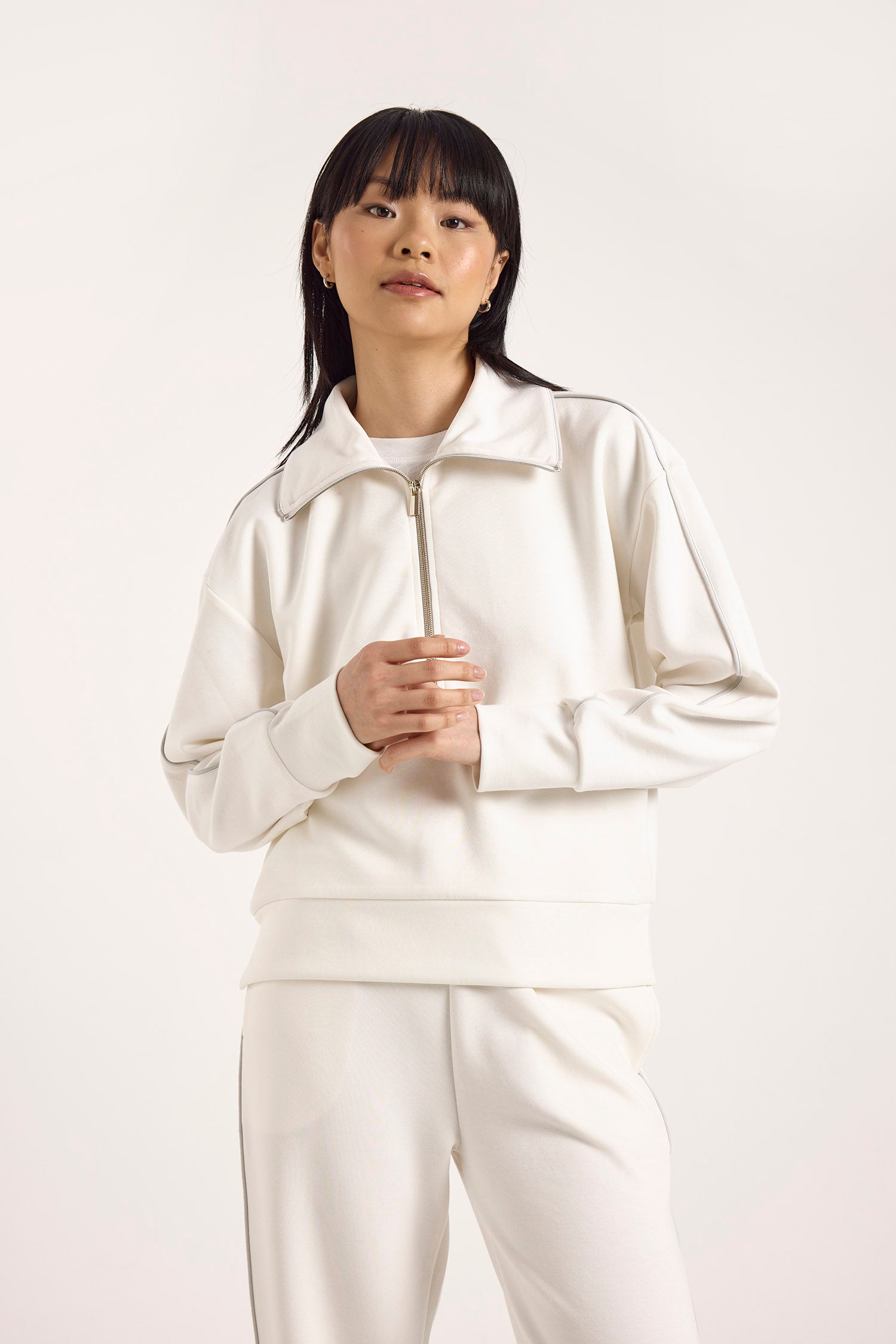 PIPING DETAIL HALF ZIP