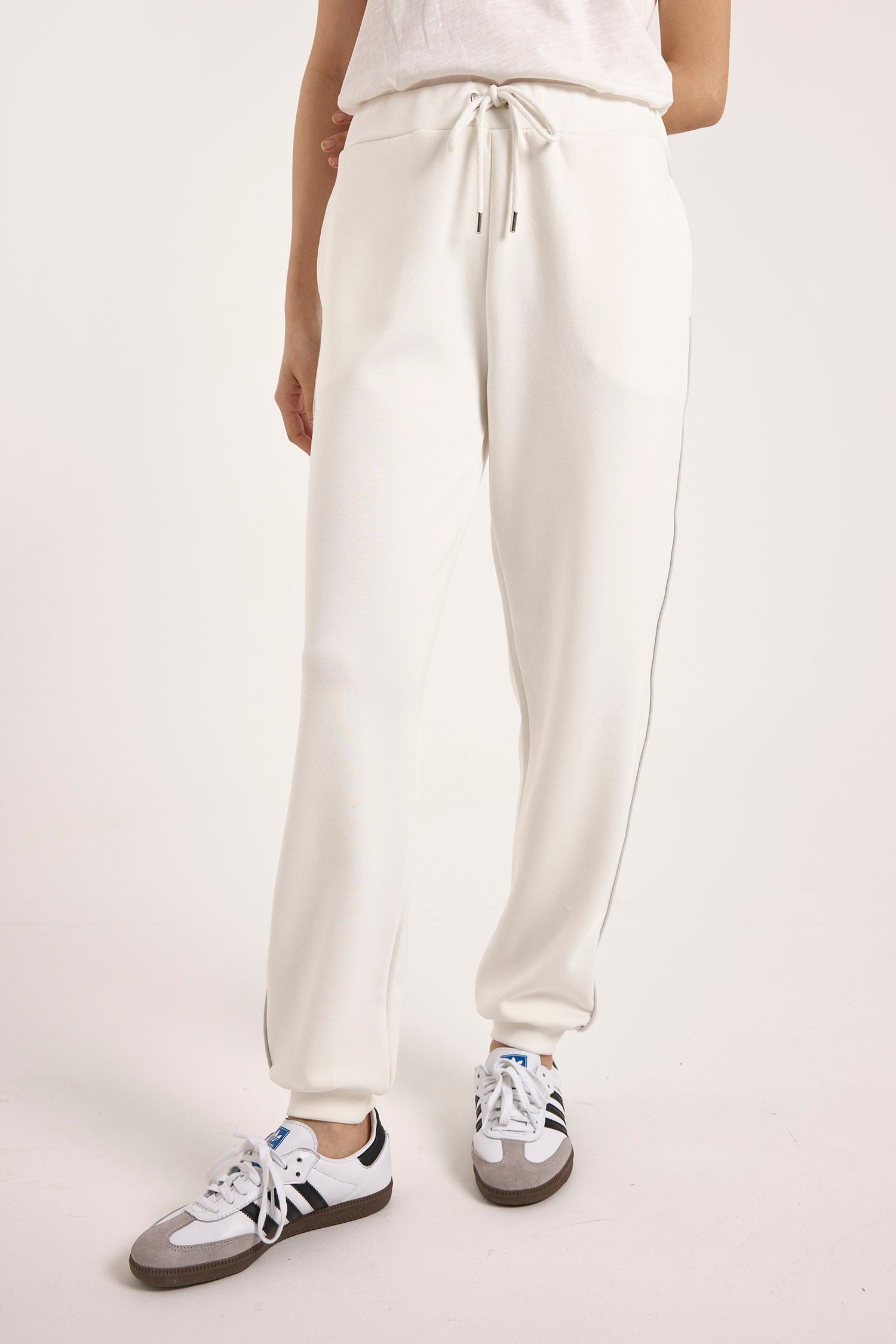 PIPING DETAIL CUFFED JOGGER