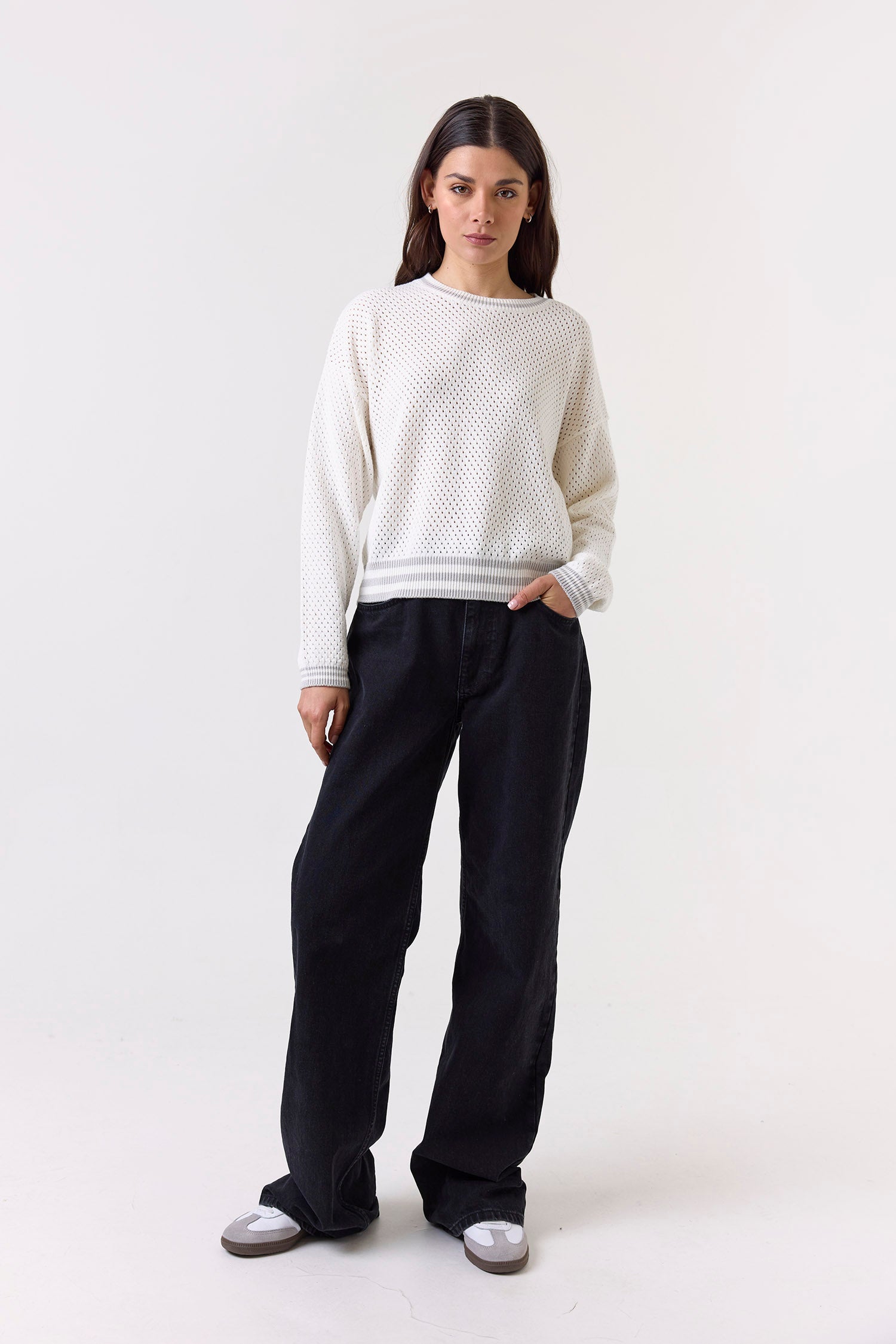 GEO MOCK NECK