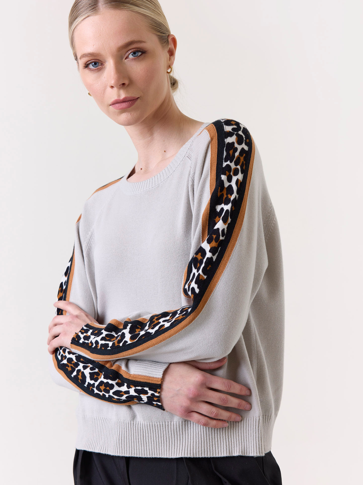 Pop Stripe Leopard Crew