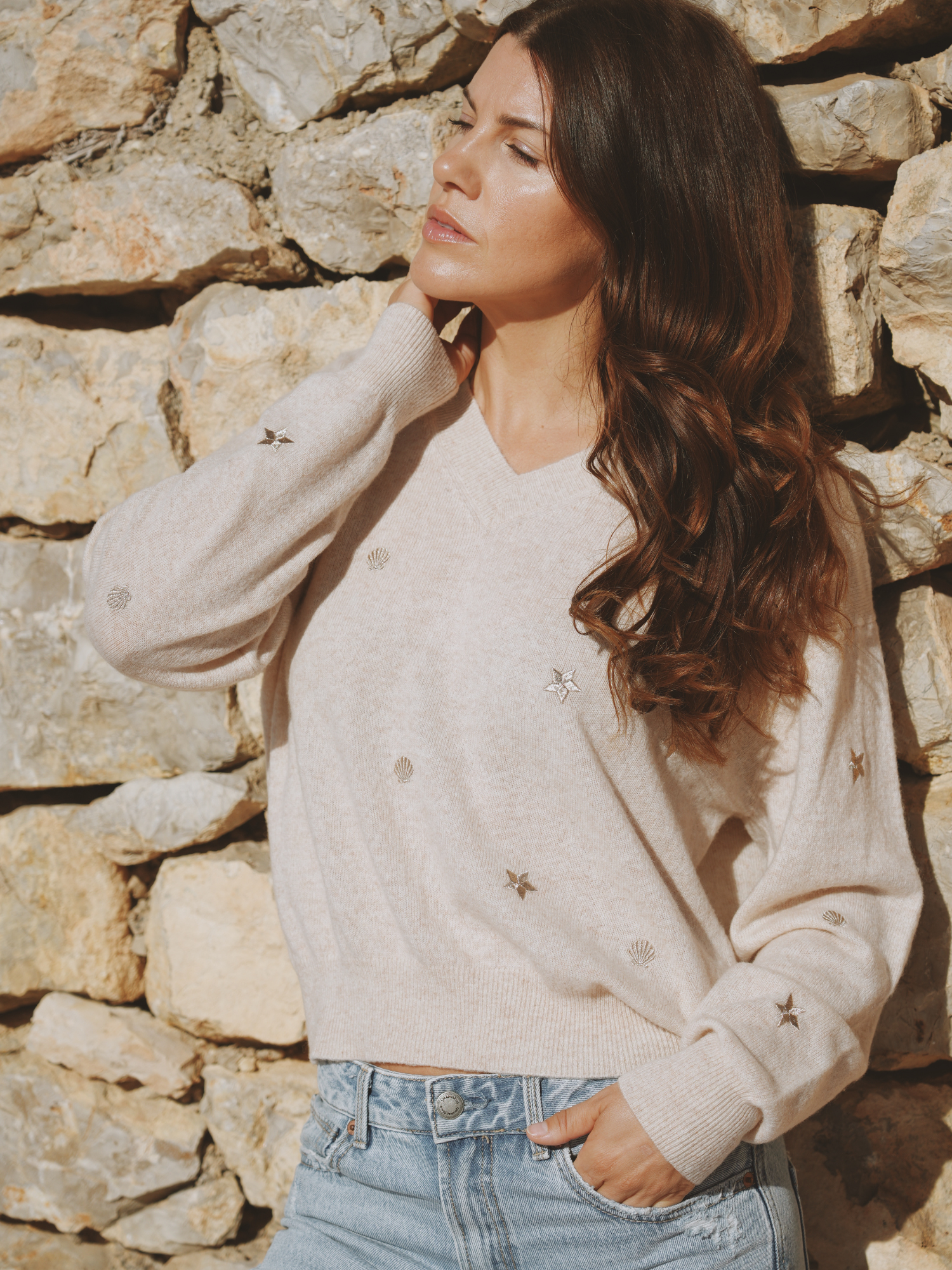 Sea Embroidery Cashmere V Neck Jumper