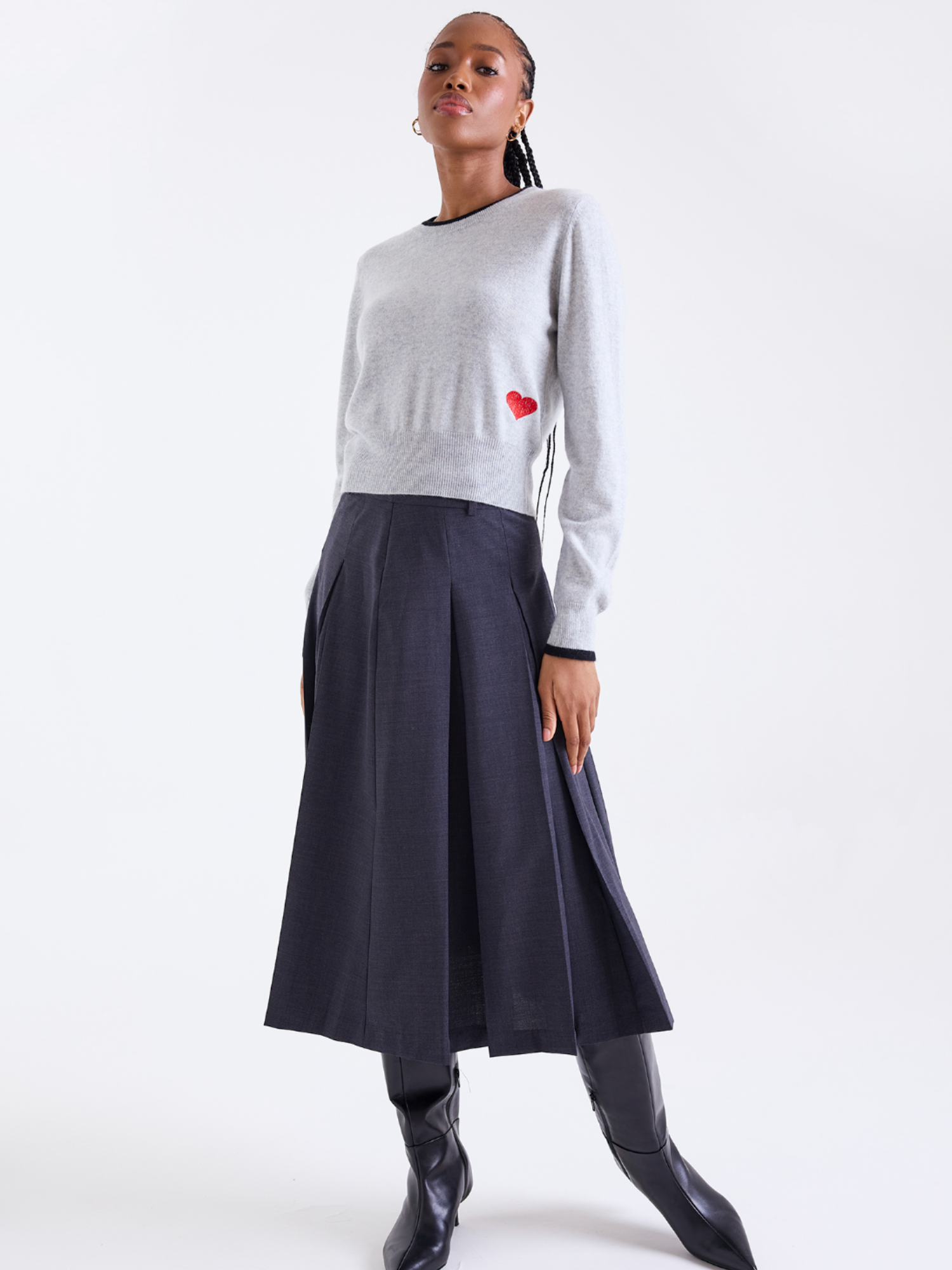 Queen of Hearts Cashmere Crew Neck Jumper