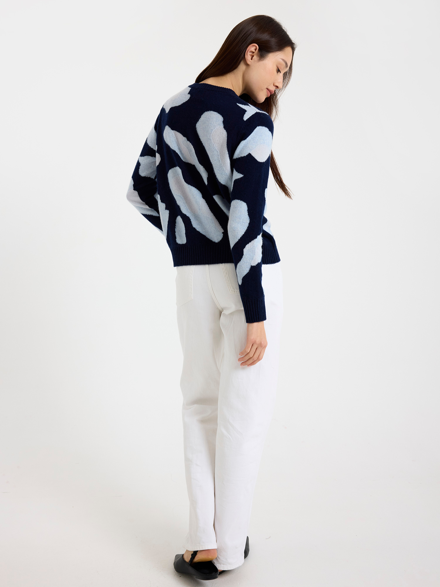 Abstract Leopard Cashmere Crew Neck Jumper