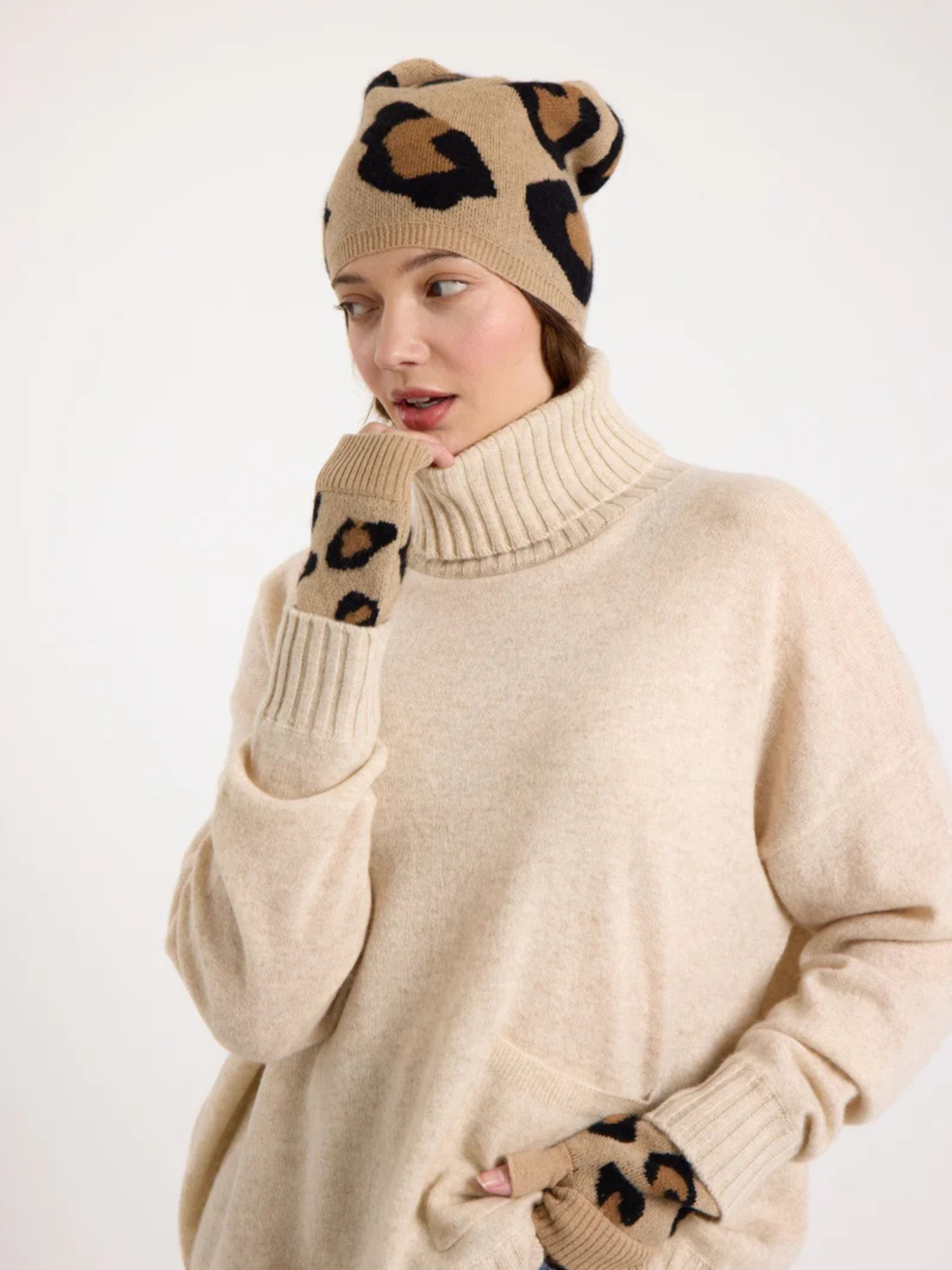 Animal Cashmere Wrist Warmers