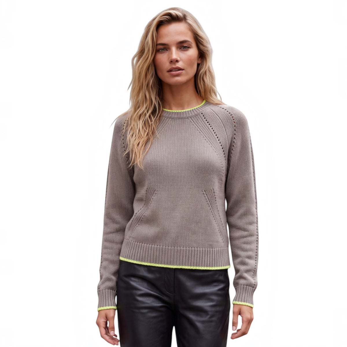 TRISHA FASHIONING CREW