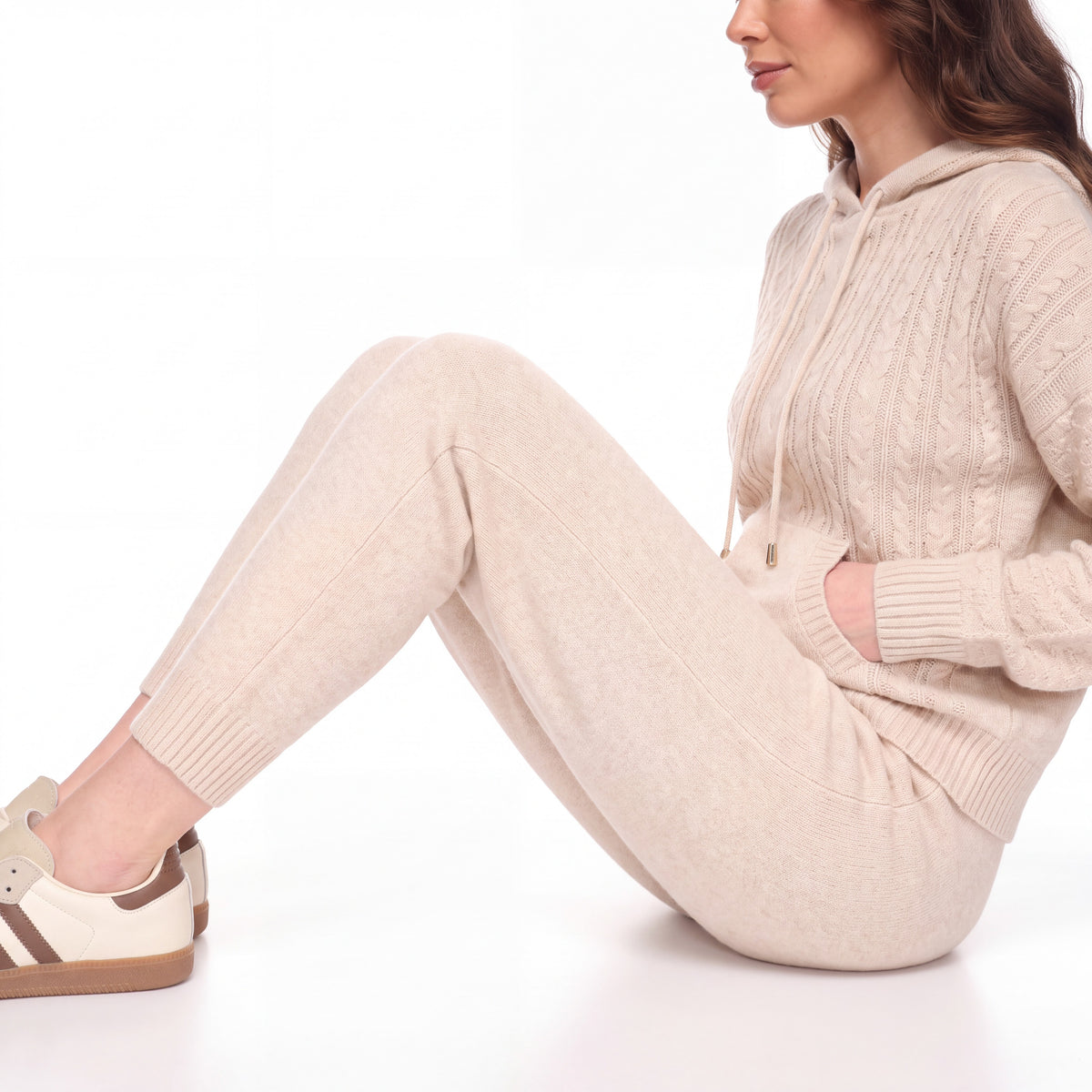 LUCY CABLE JOGGER