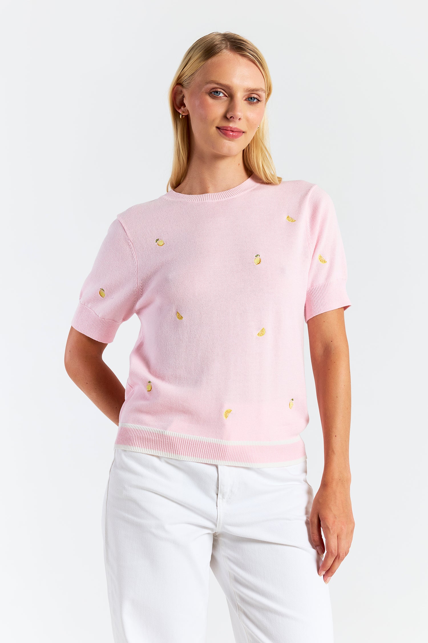 LEMON DITSY EMBROIDERY TEE