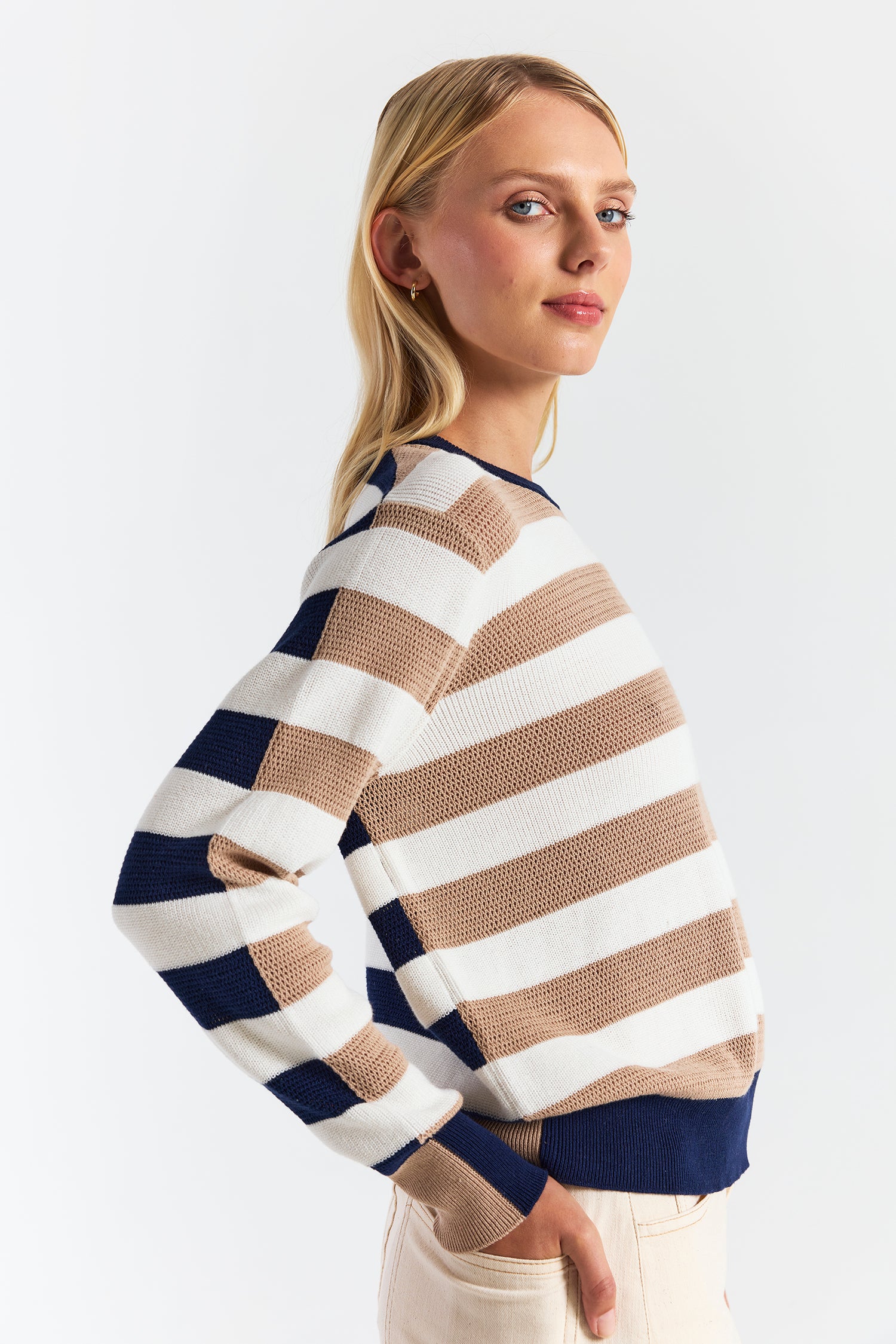 MESH STRIPE CREW