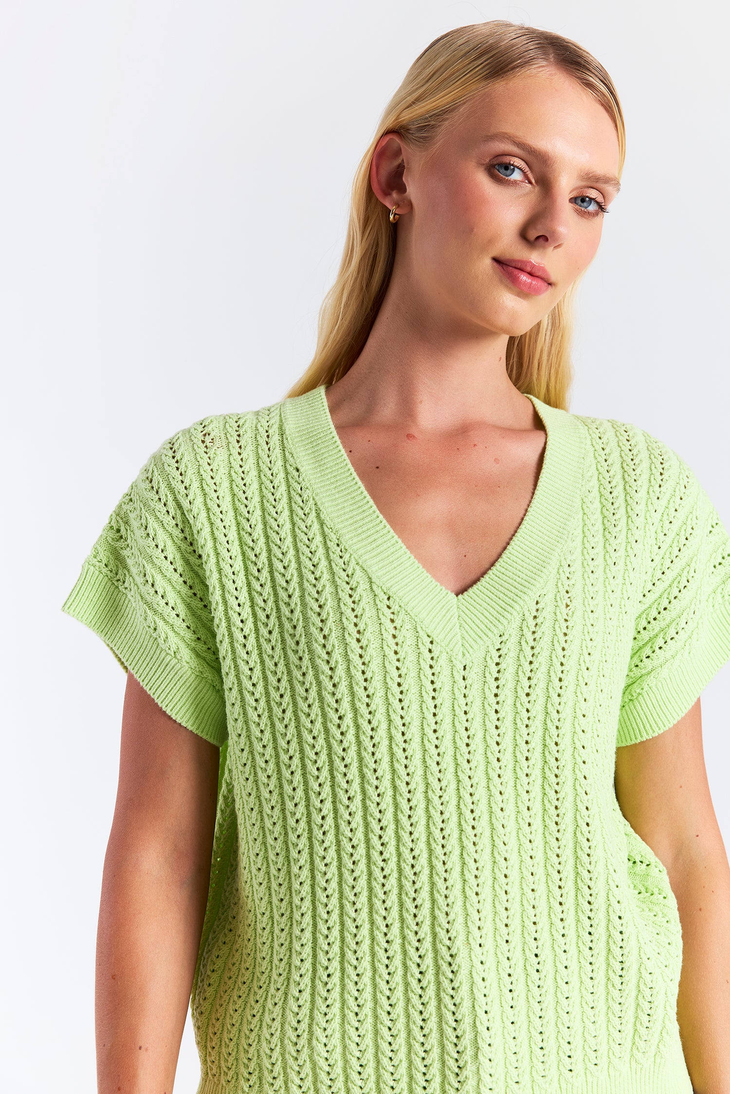 SPRING STITCH TEE
